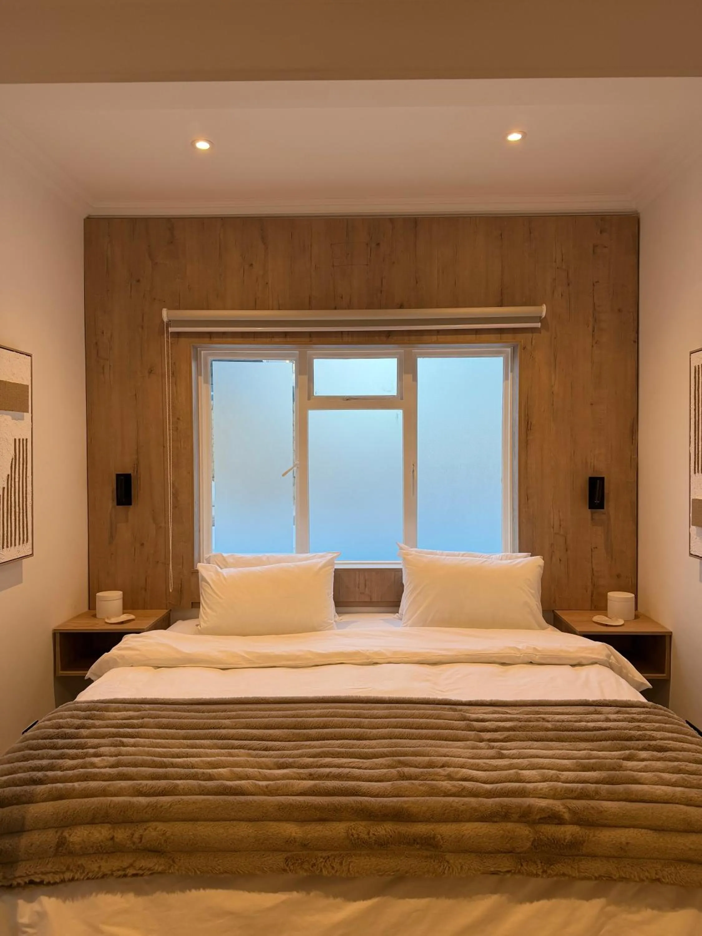 Bed in Elsewhere