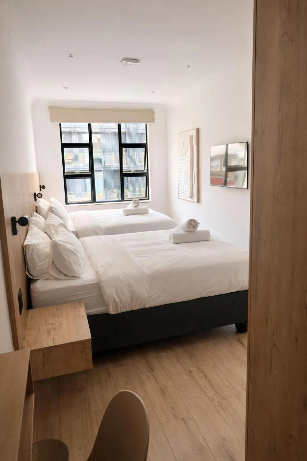 Bed in Elsewhere