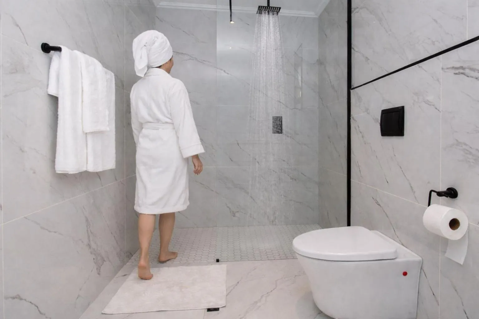 Shower in Elsewhere