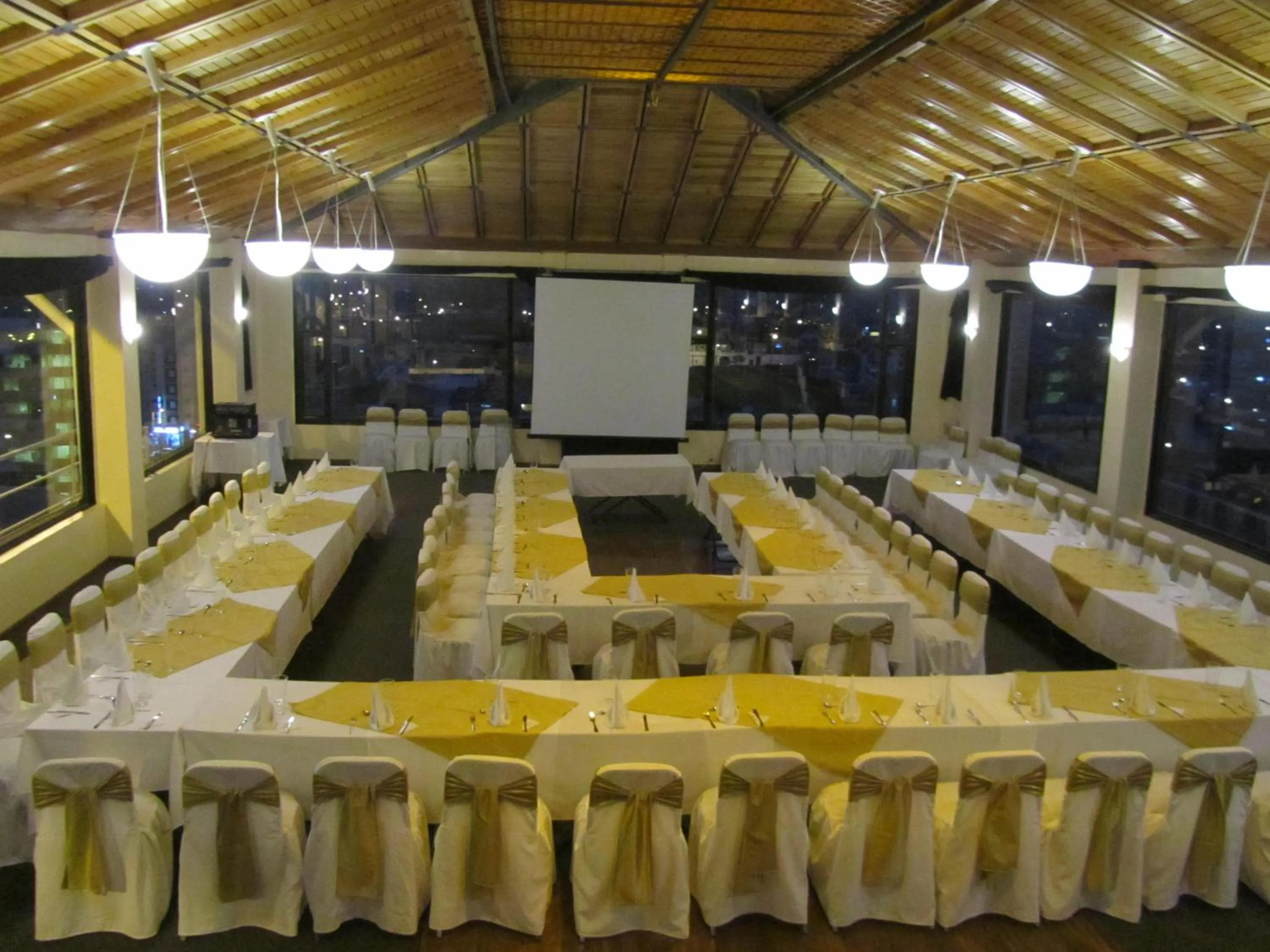 Lounge or bar in Hotel Zeus