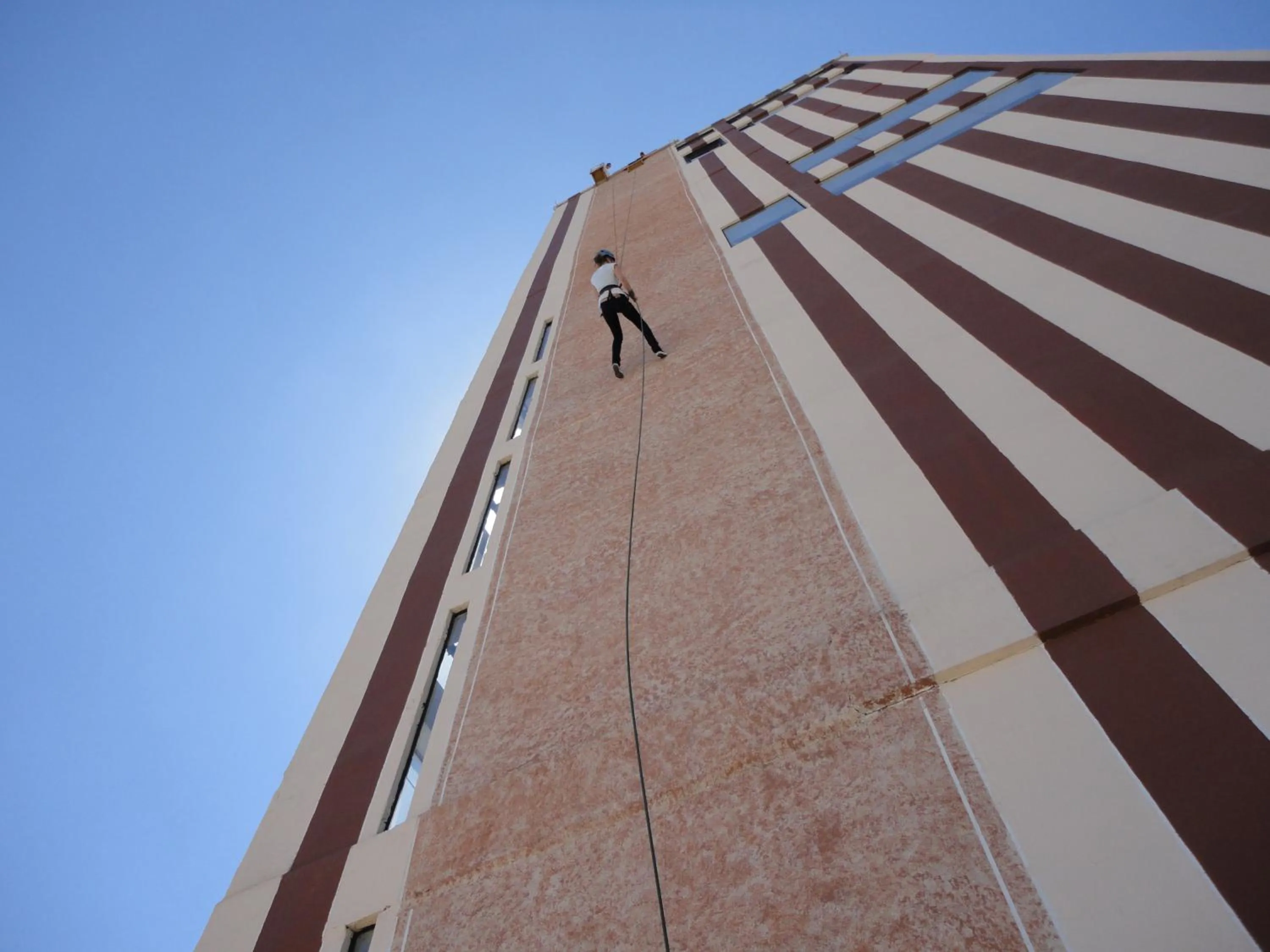People in Hotel Zeus