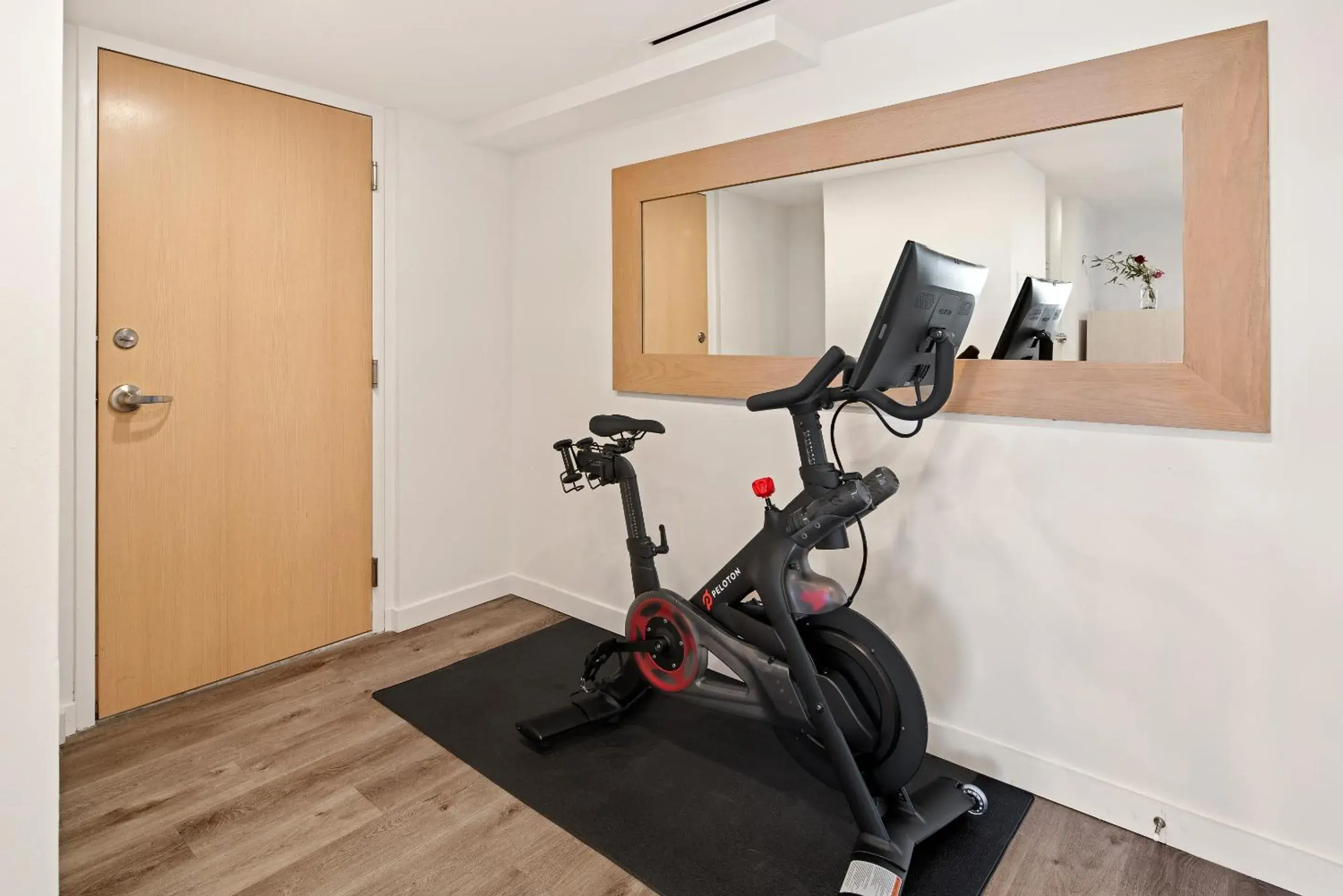 Fitness centre/facilities in The Grayson Hotel Miami Downtown Fitness centre/facilities in The Grayson Hotel Miami Downtown