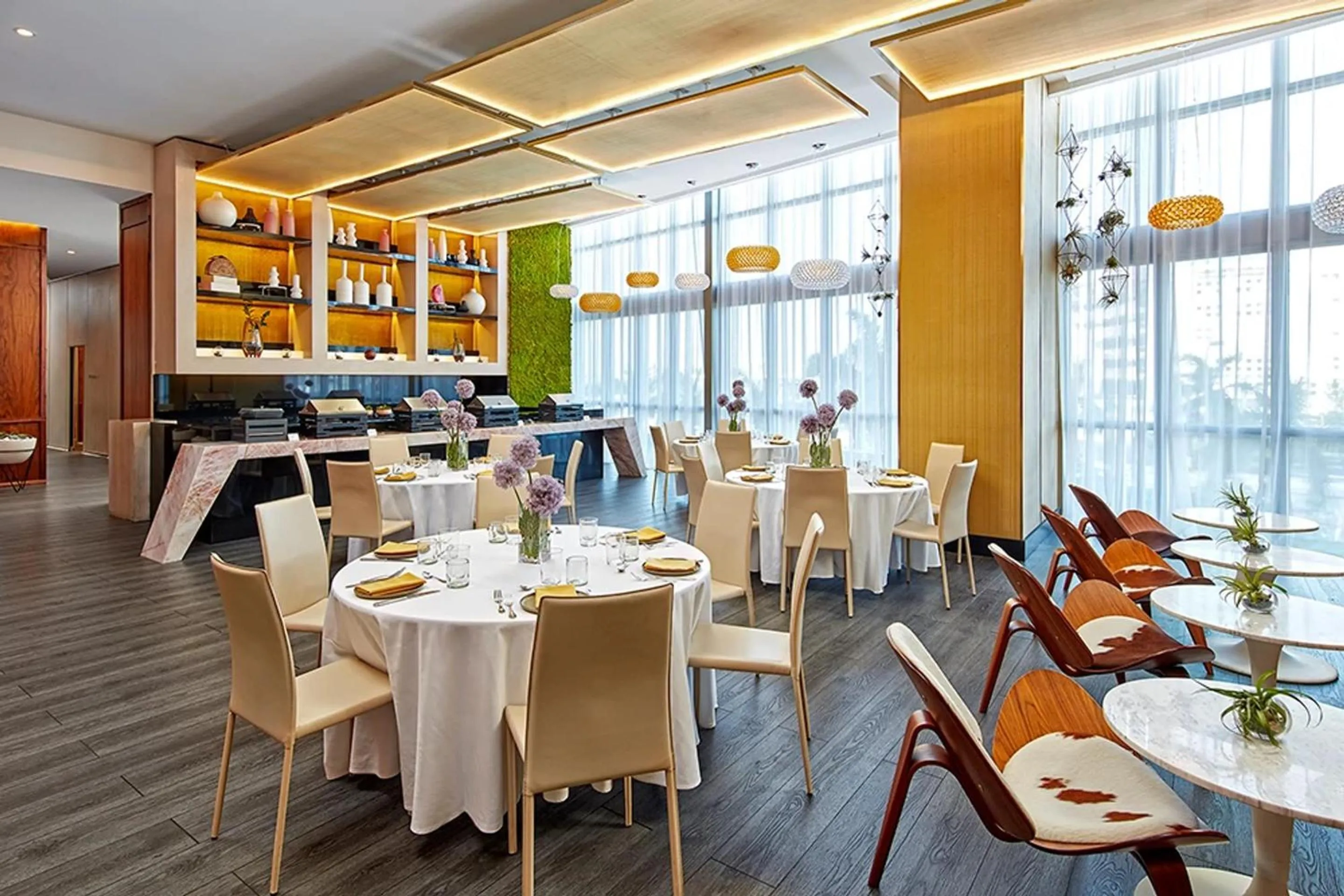 Restaurant/places to eat in The Grayson Hotel Miami Downtown