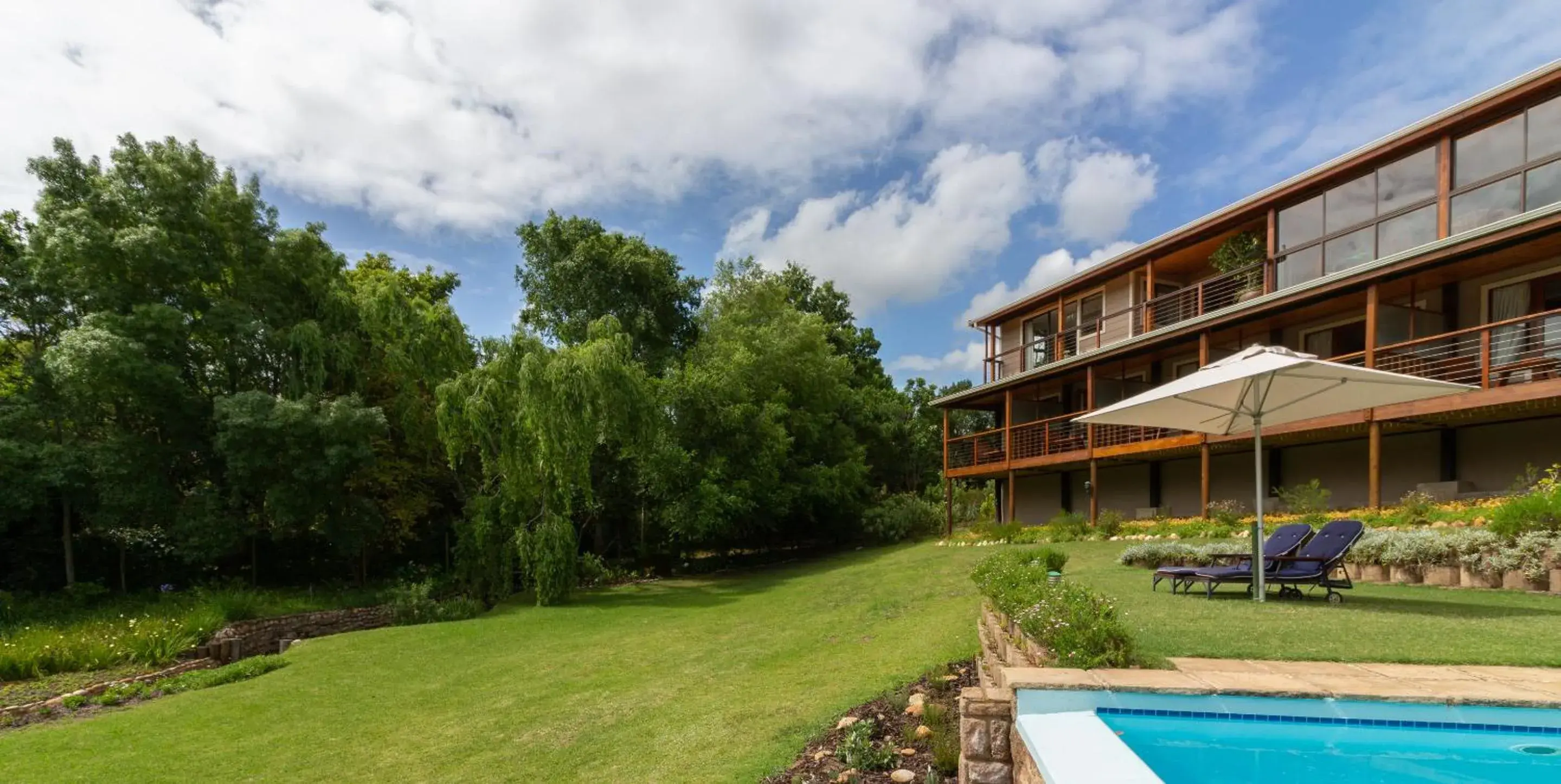 Property building in Pumula Lodge 4 Star Guesthouse Knysna Property building in Pumula Lodge 4 Star Guesthouse Knysna