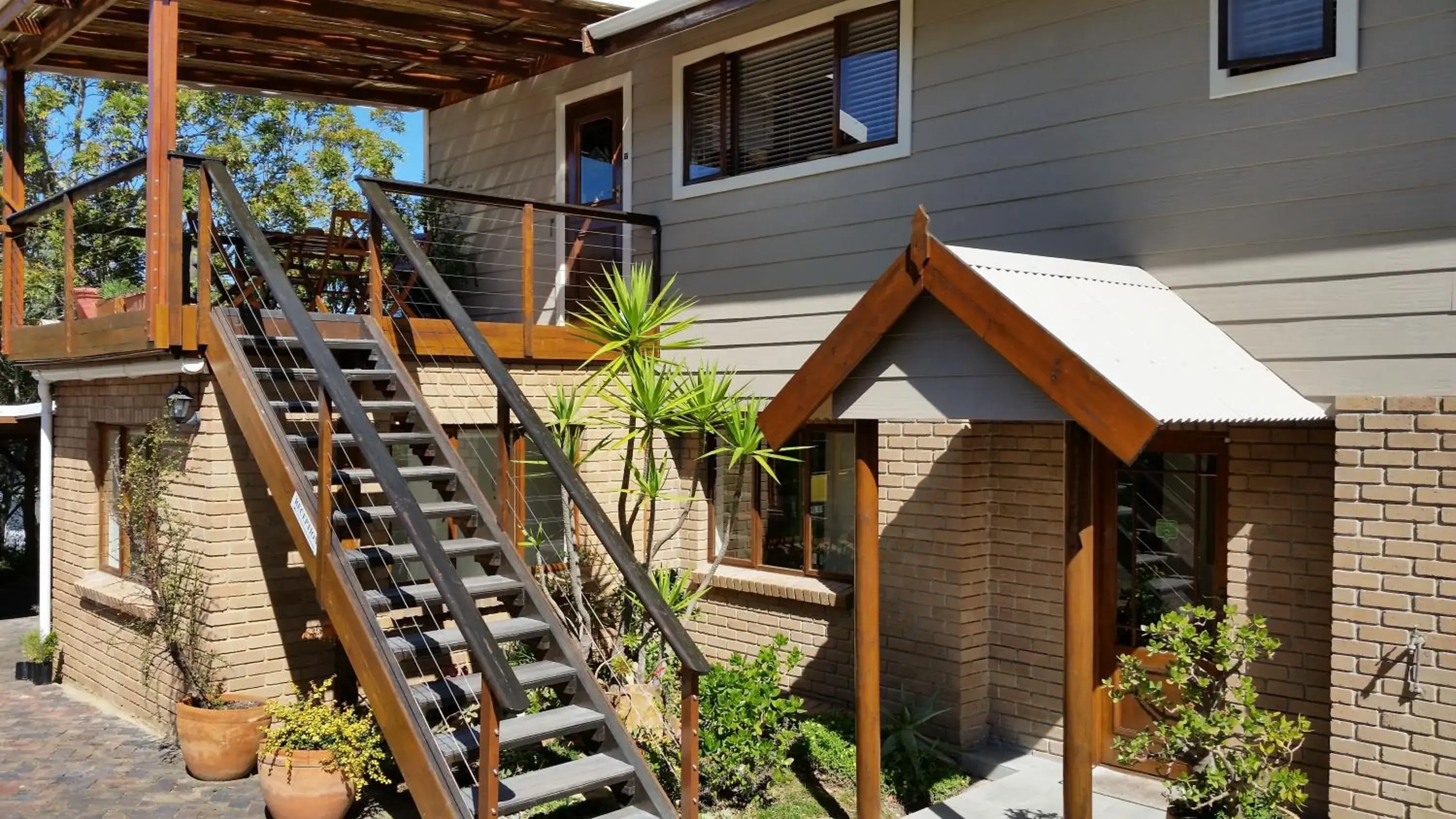 Property building in Pumula Lodge 4 Star Guesthouse Knysna Property building in Pumula Lodge 4 Star Guesthouse Knysna
