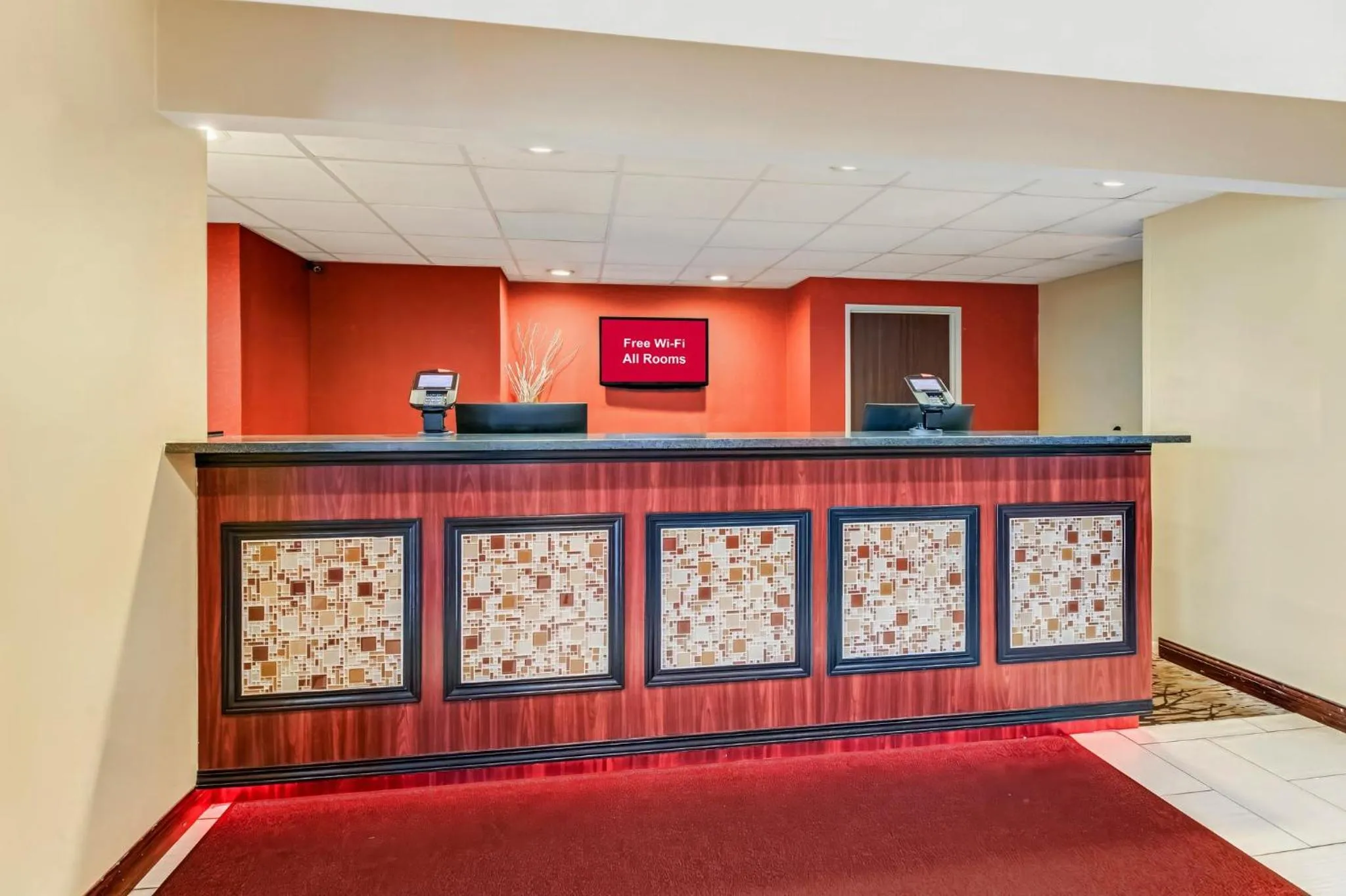 Lobby or reception in Red Roof Inn Springfield, OH
