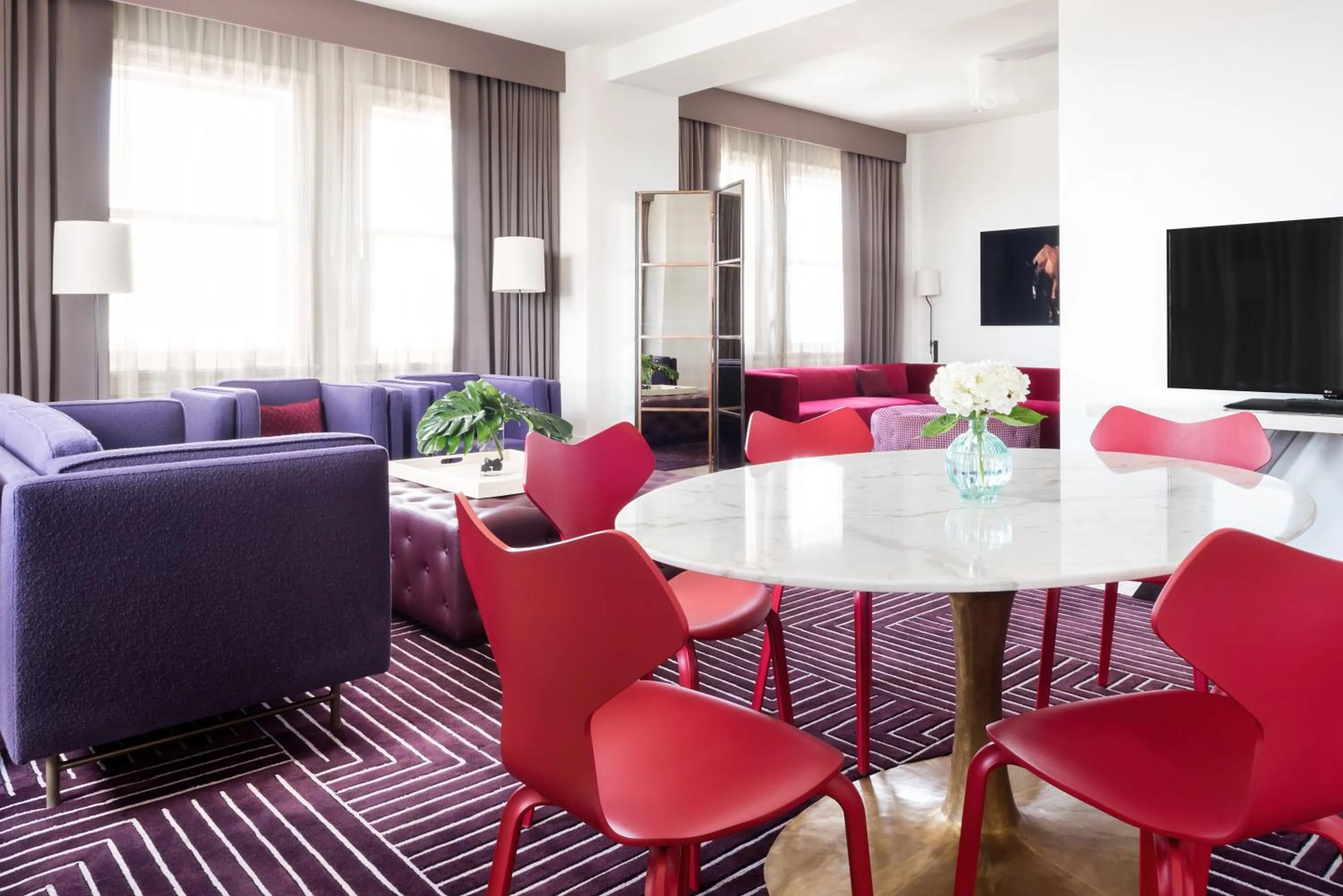 Seating area in 21c Museum Hotel Lexington