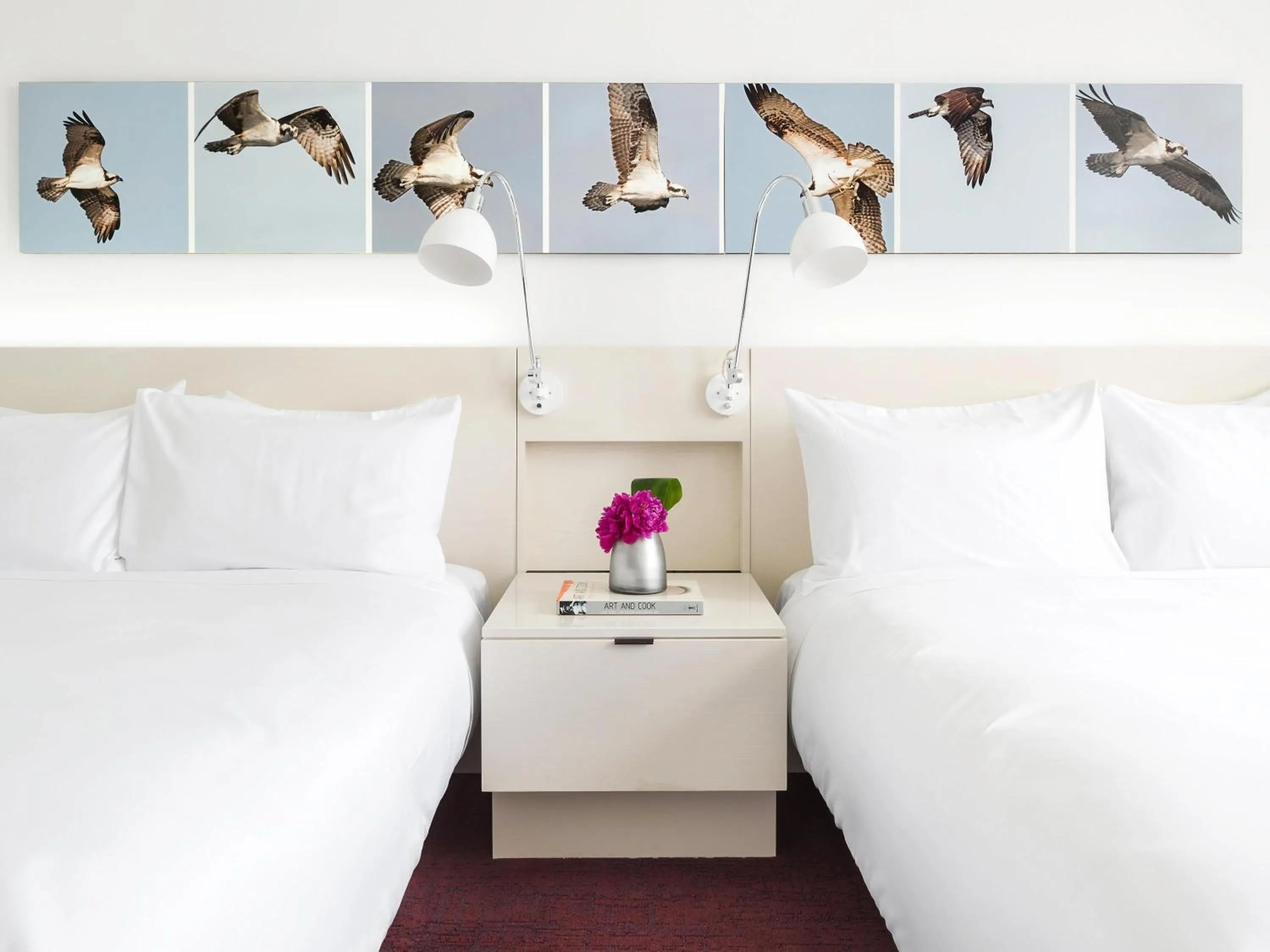 Bedroom, Bed in 21c Museum Hotel Lexington