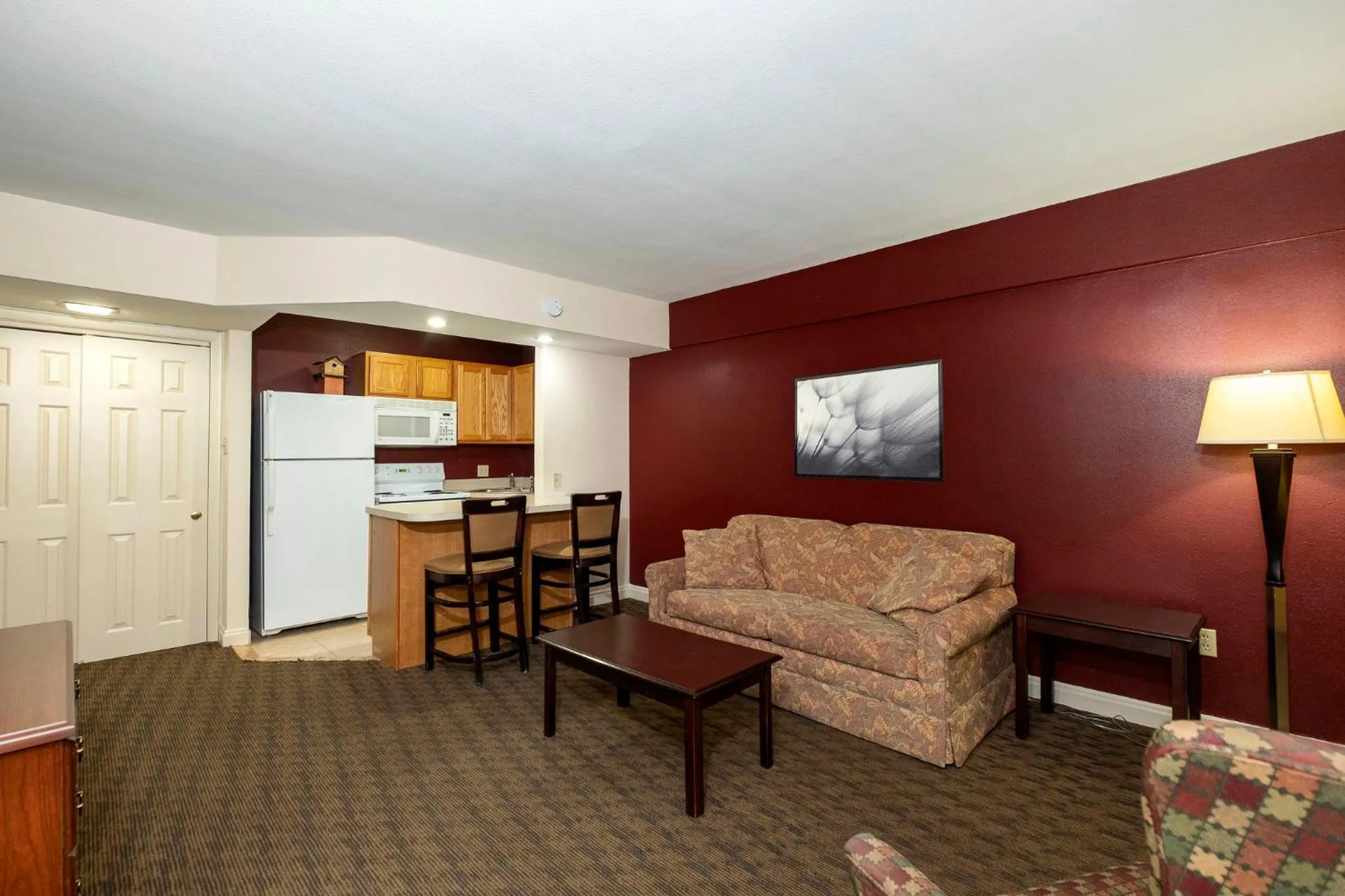 Photo of the whole room in Red Roof Inn & Suites Hazleton