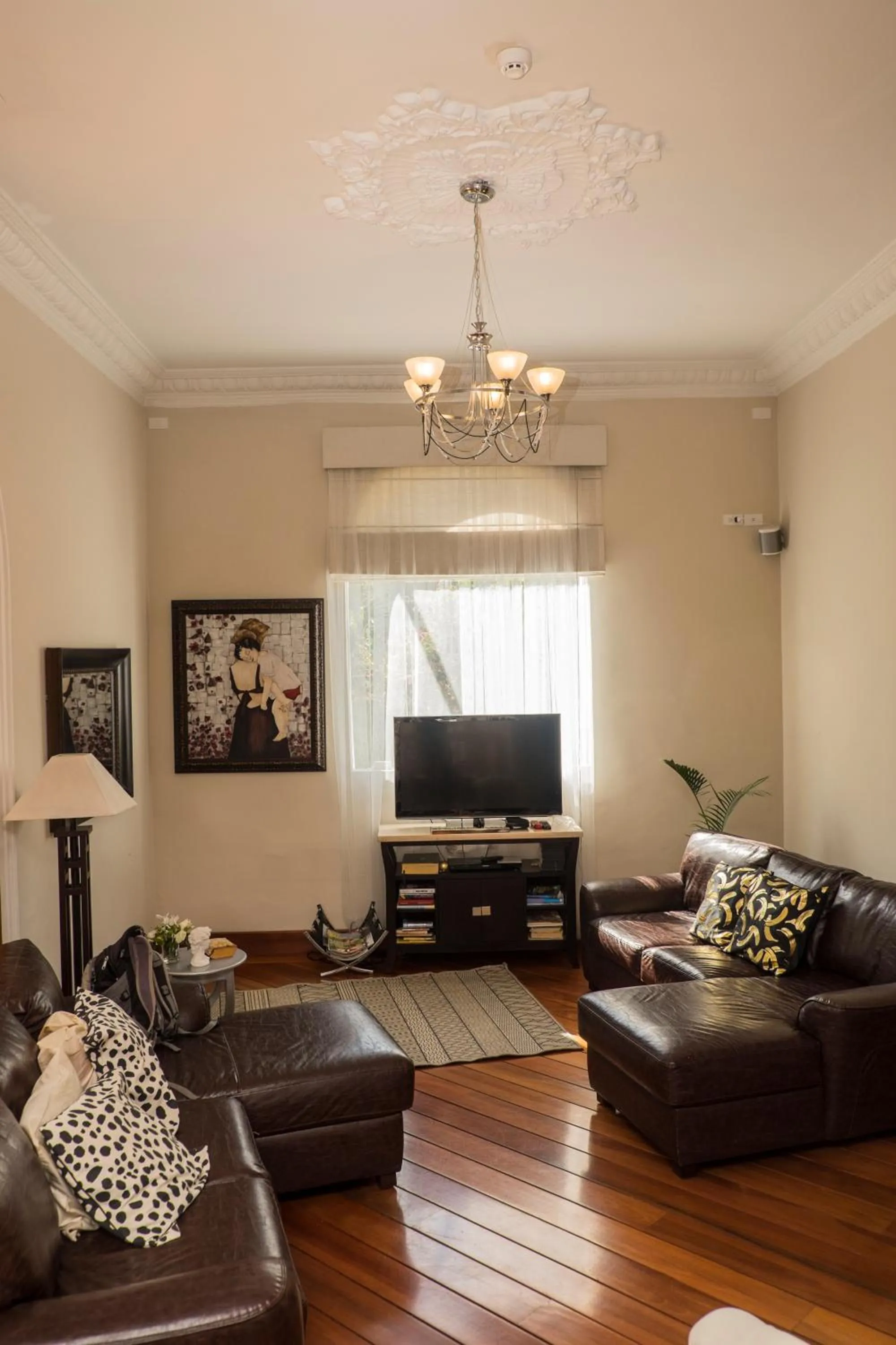 Lounge or bar in La Coupole Hotel