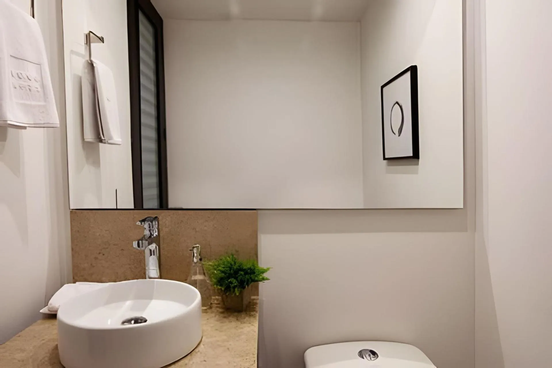 Toilet in Attik Luxury Apts