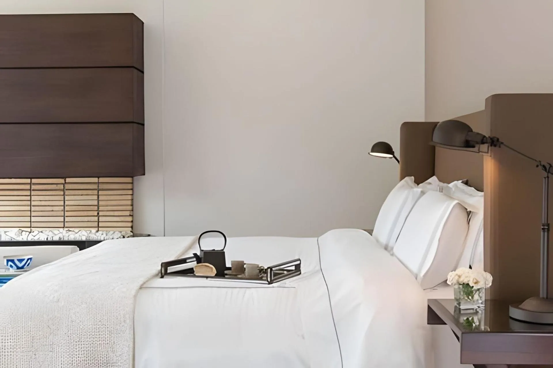 Bed in Attik Luxury Apts