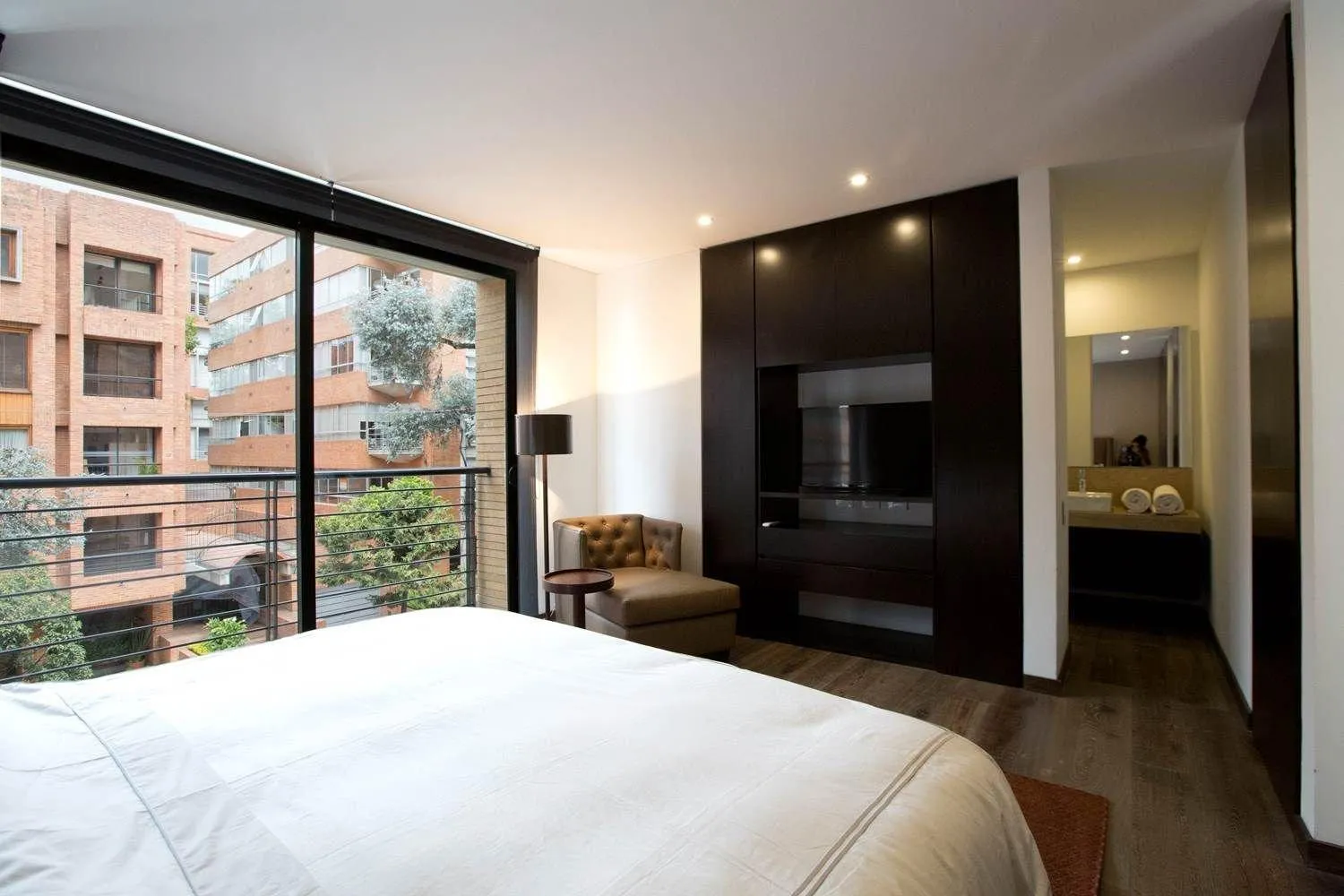 Bed in Attik Luxury Apts