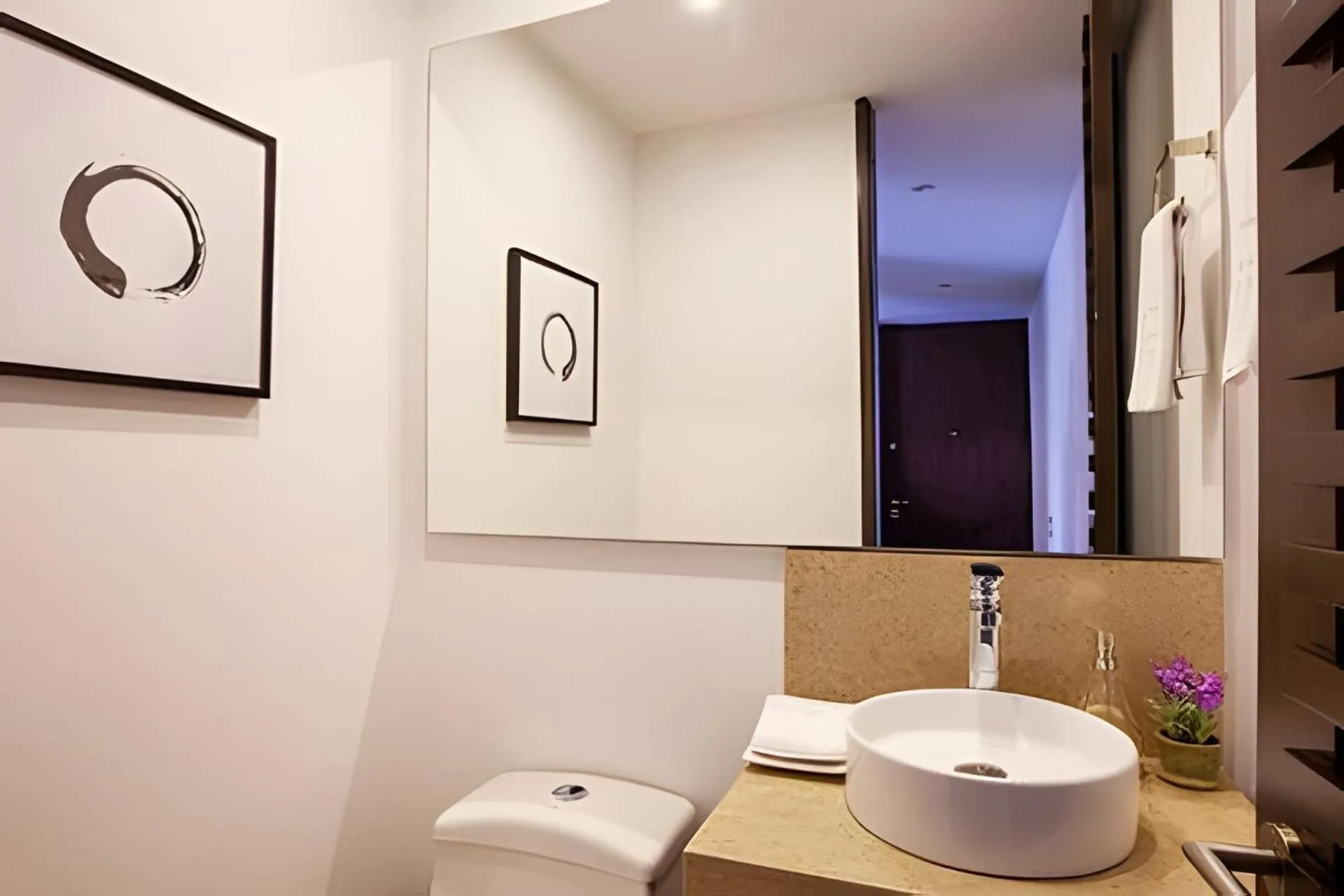 Bathroom in Attik Luxury Apts