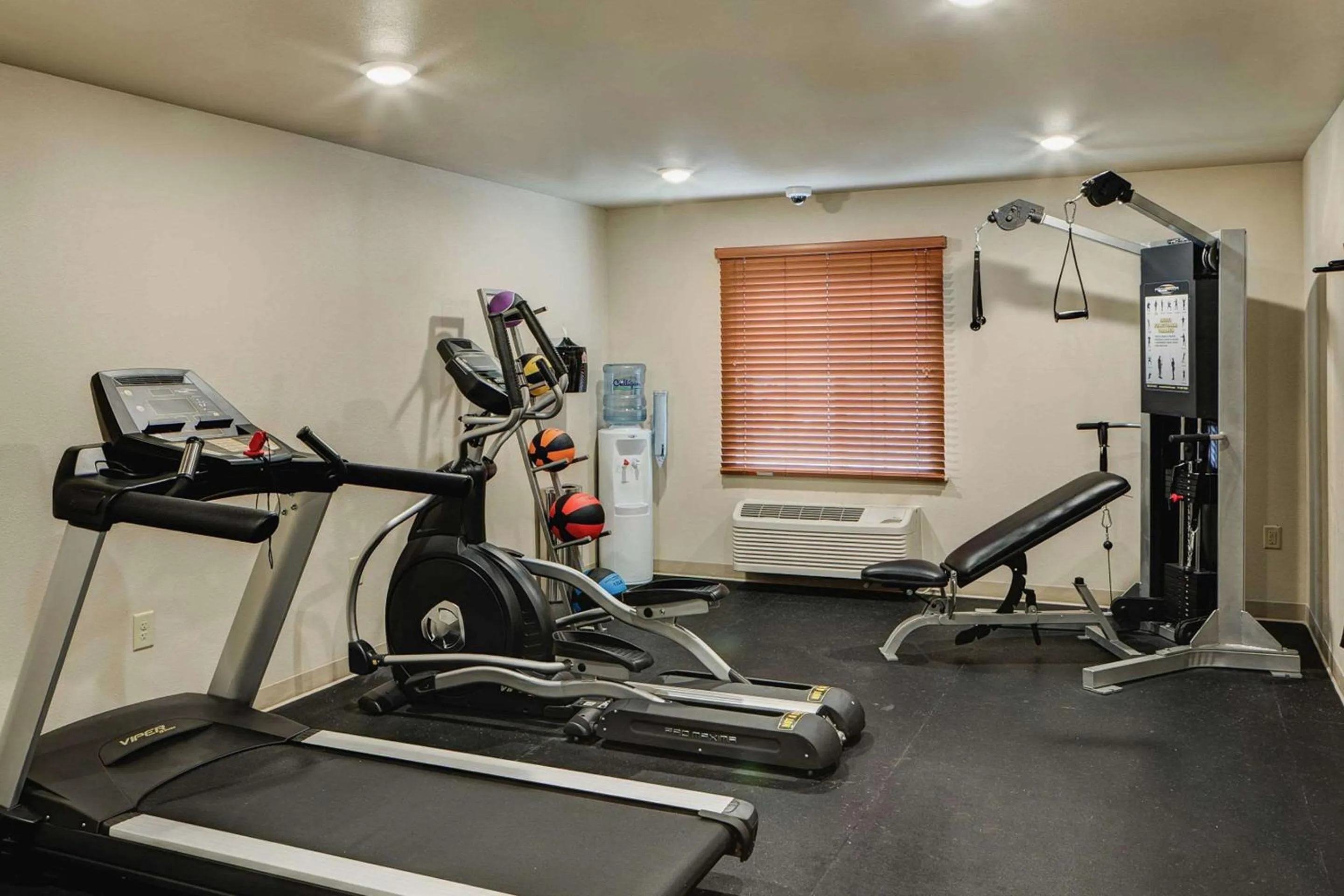 Fitness centre/facilities in WoodSpring Suites Columbus NE I-270 Airport