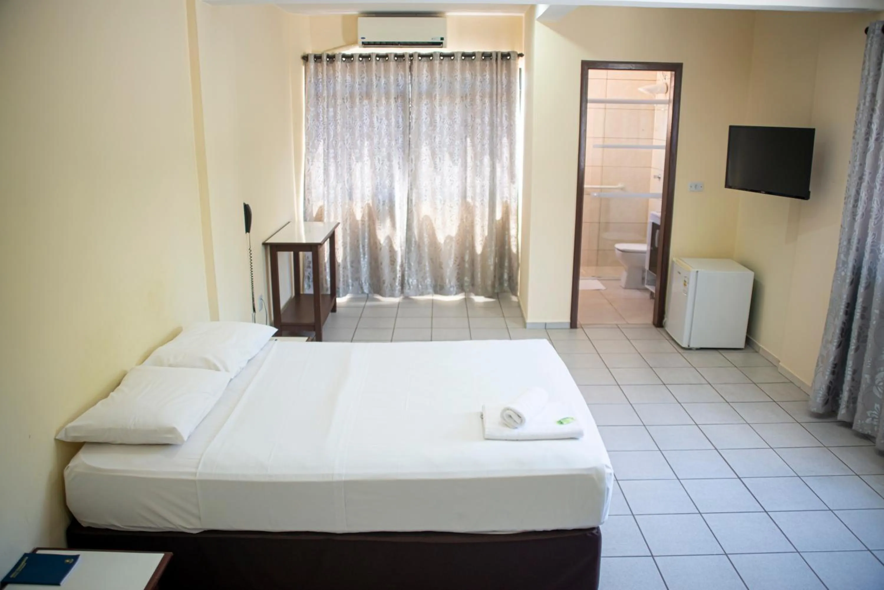 Bedroom, Bed in Smart Cataratas Hotel