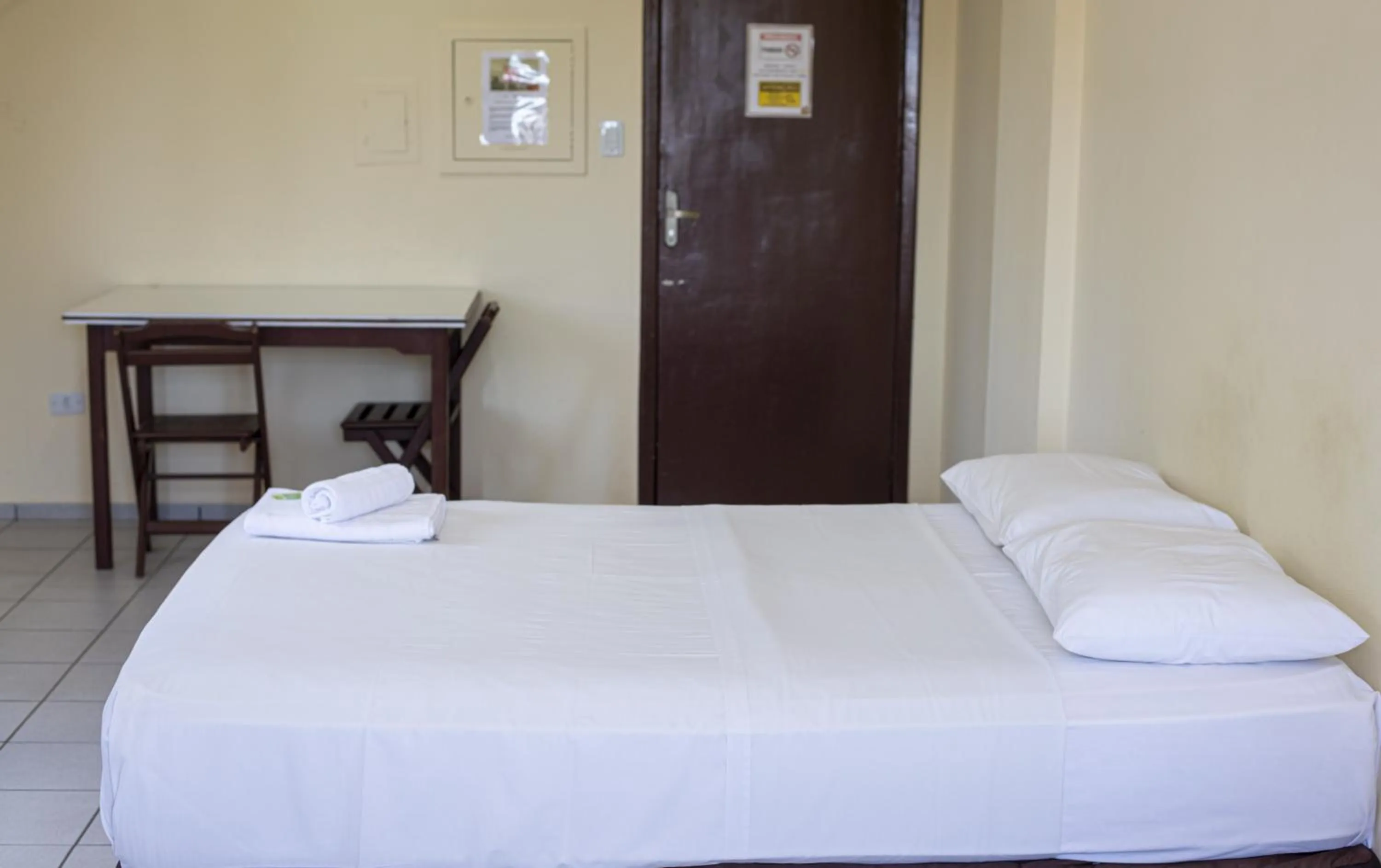 Bedroom, Bed in Smart Cataratas Hotel