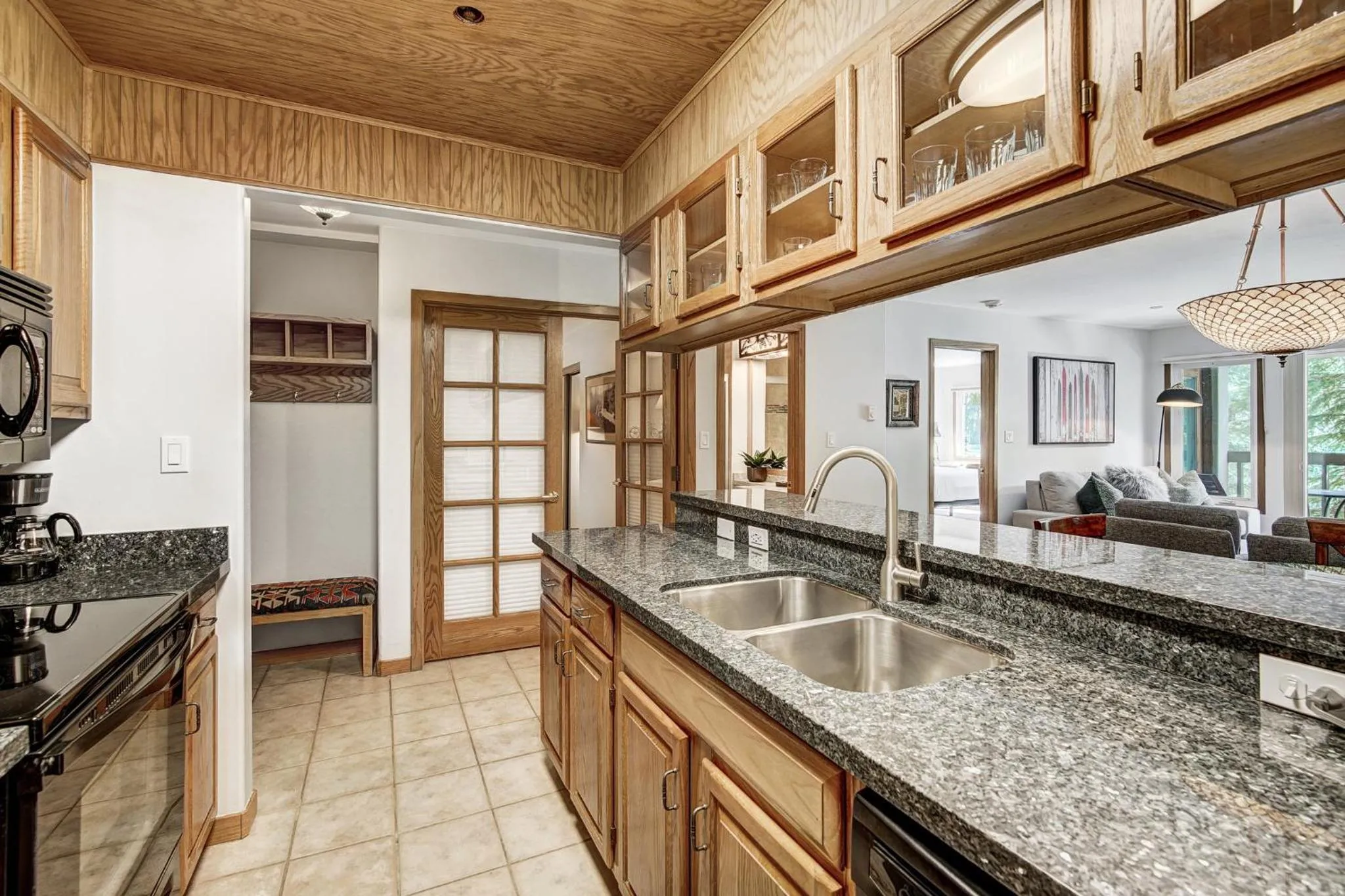 Communal kitchen in Townsend Place, A Vail Resorts Property