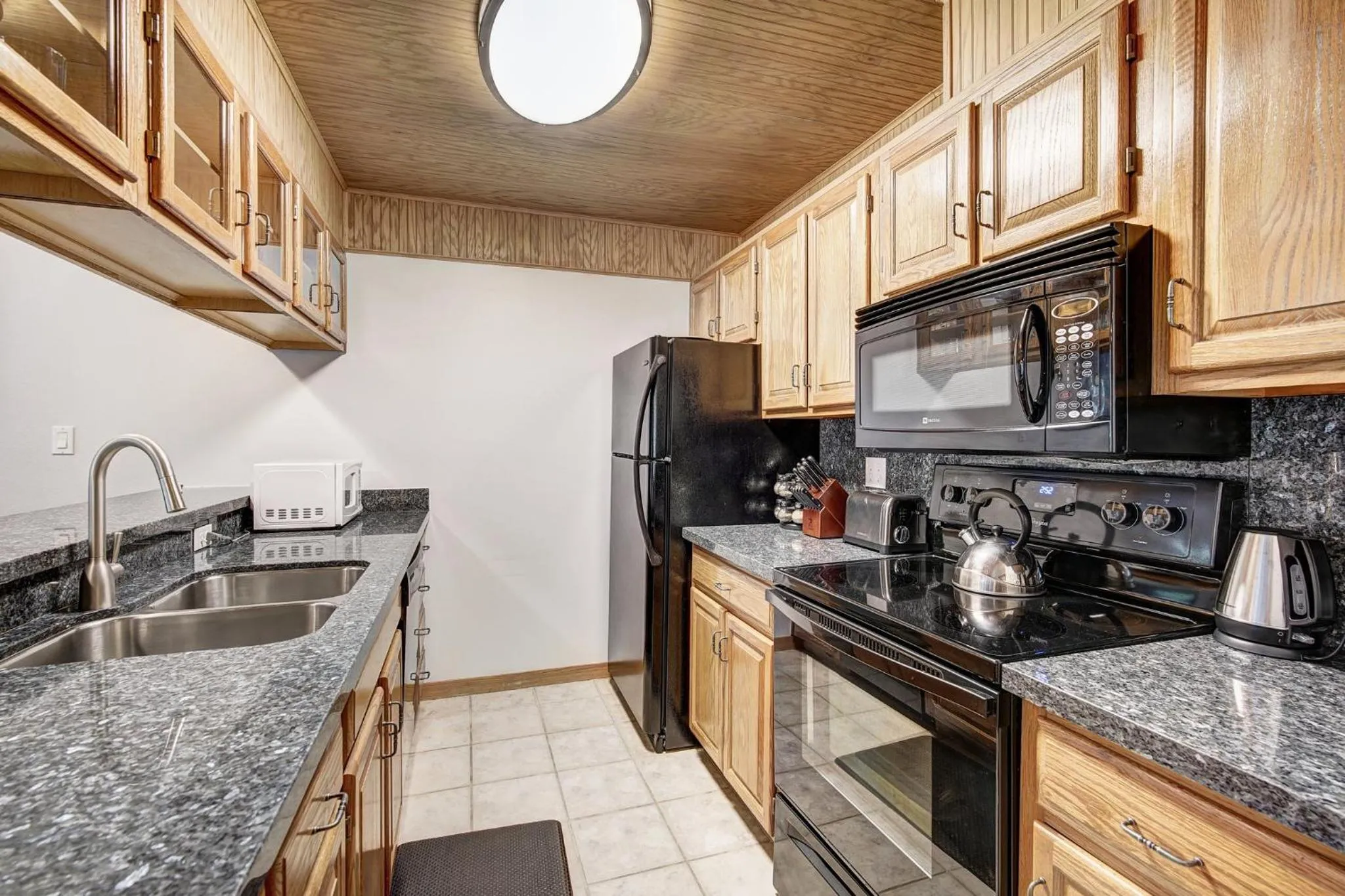 Communal kitchen in Townsend Place, A Vail Resorts Property