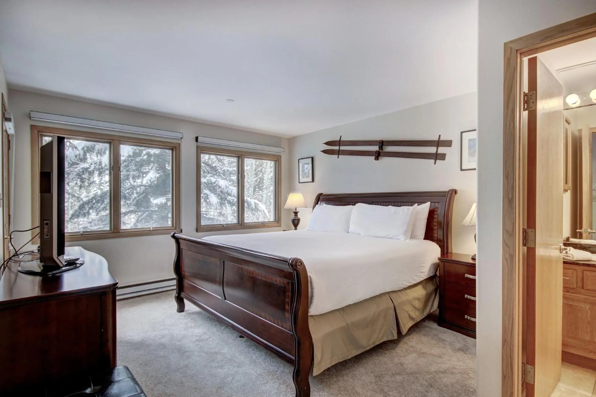 Bedroom, Bed in Townsend Place, A Vail Resorts Property