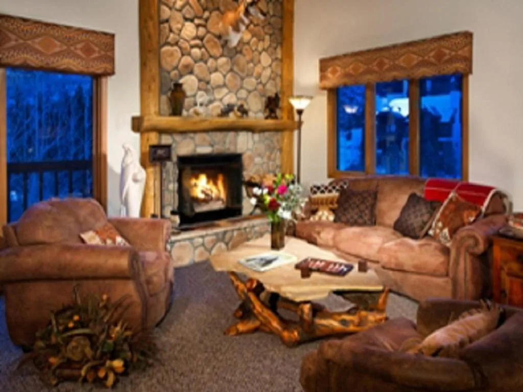Living room in Townsend Place, A Vail Resorts Property