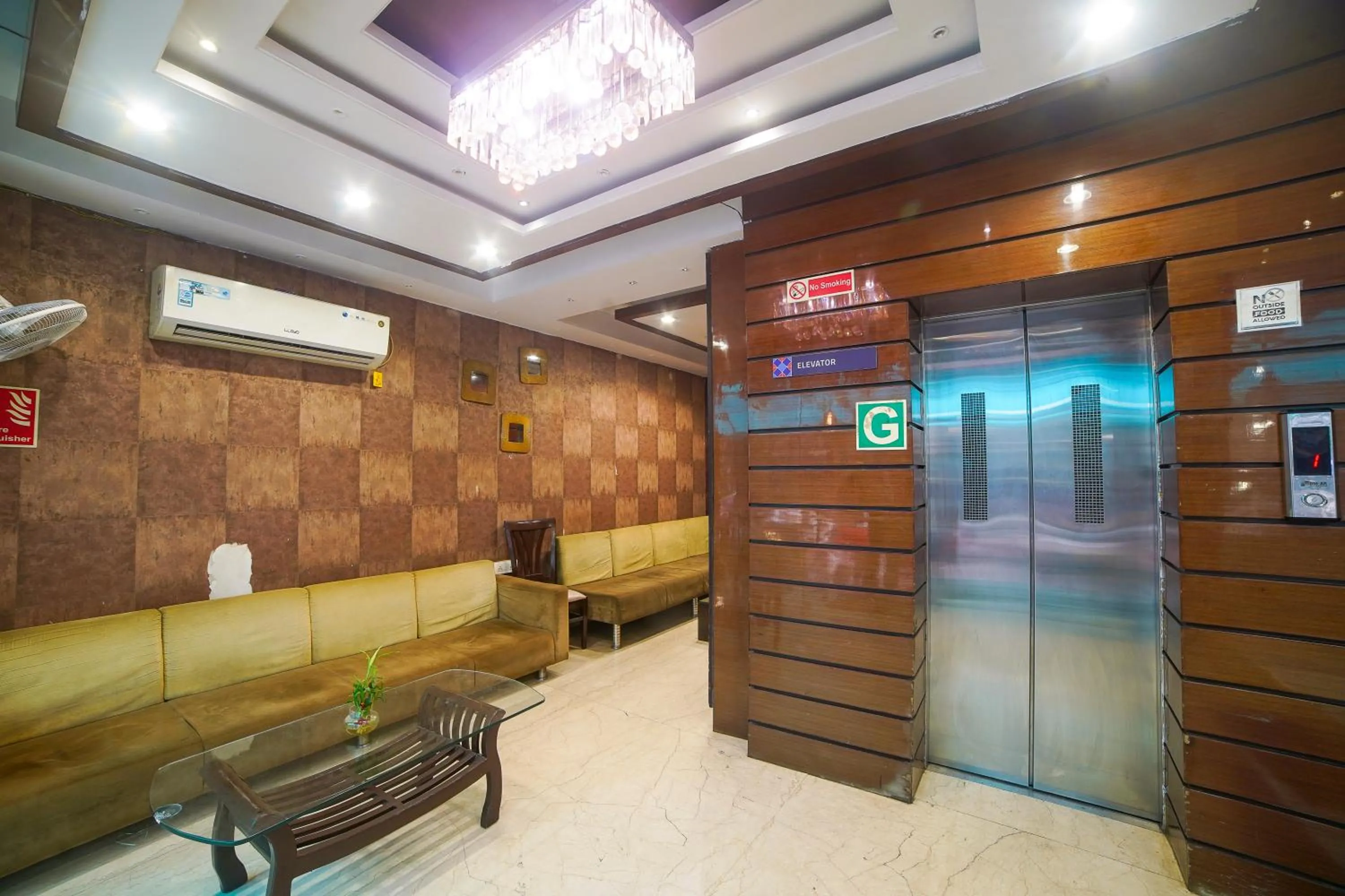 Hotel Johri Regency