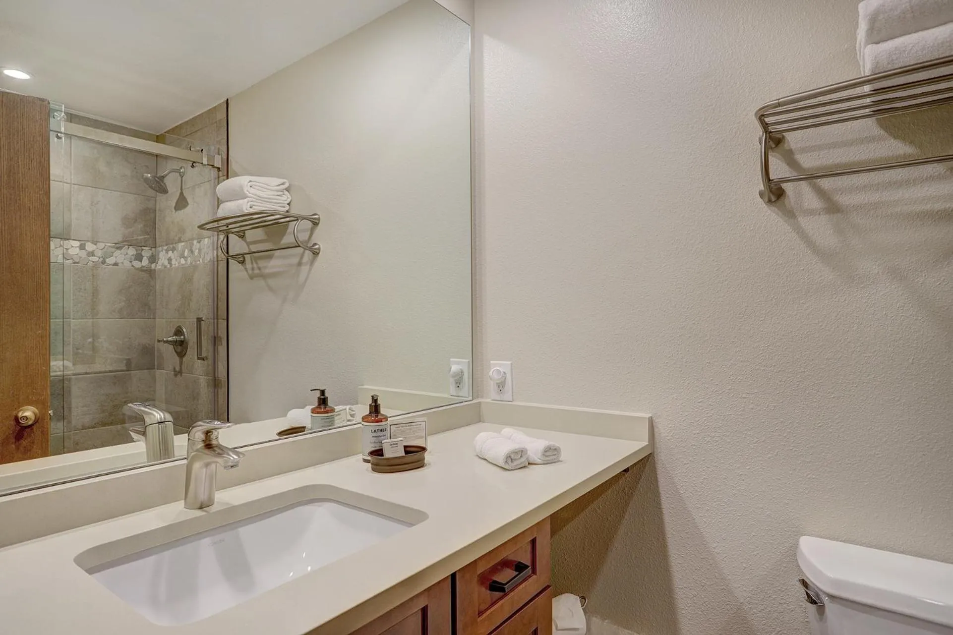 Shower in Seasons at Avon