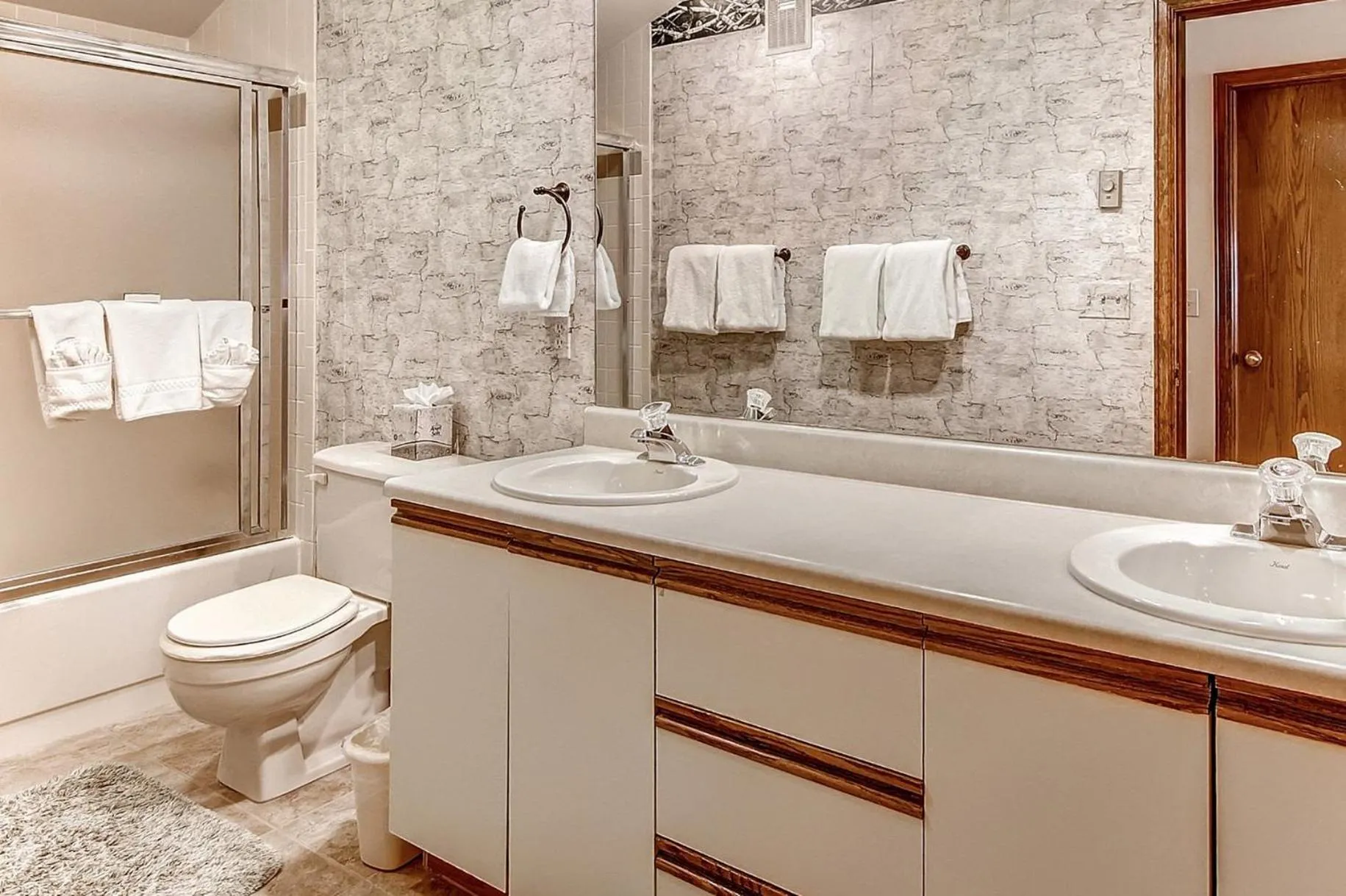 Bathroom in Seasons at Avon