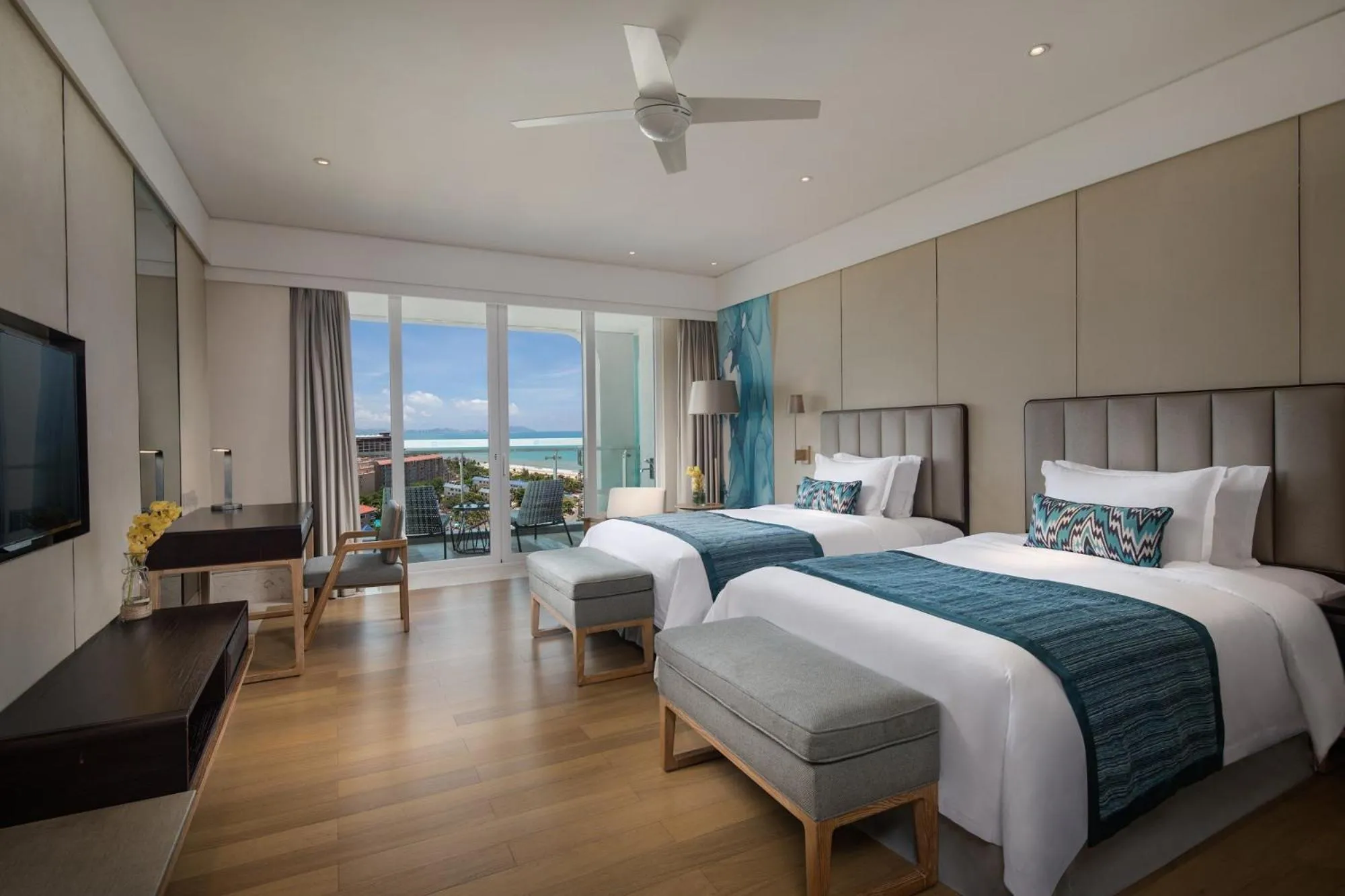 Photo of the whole room, Bed in Wyndham Sanya Bay
