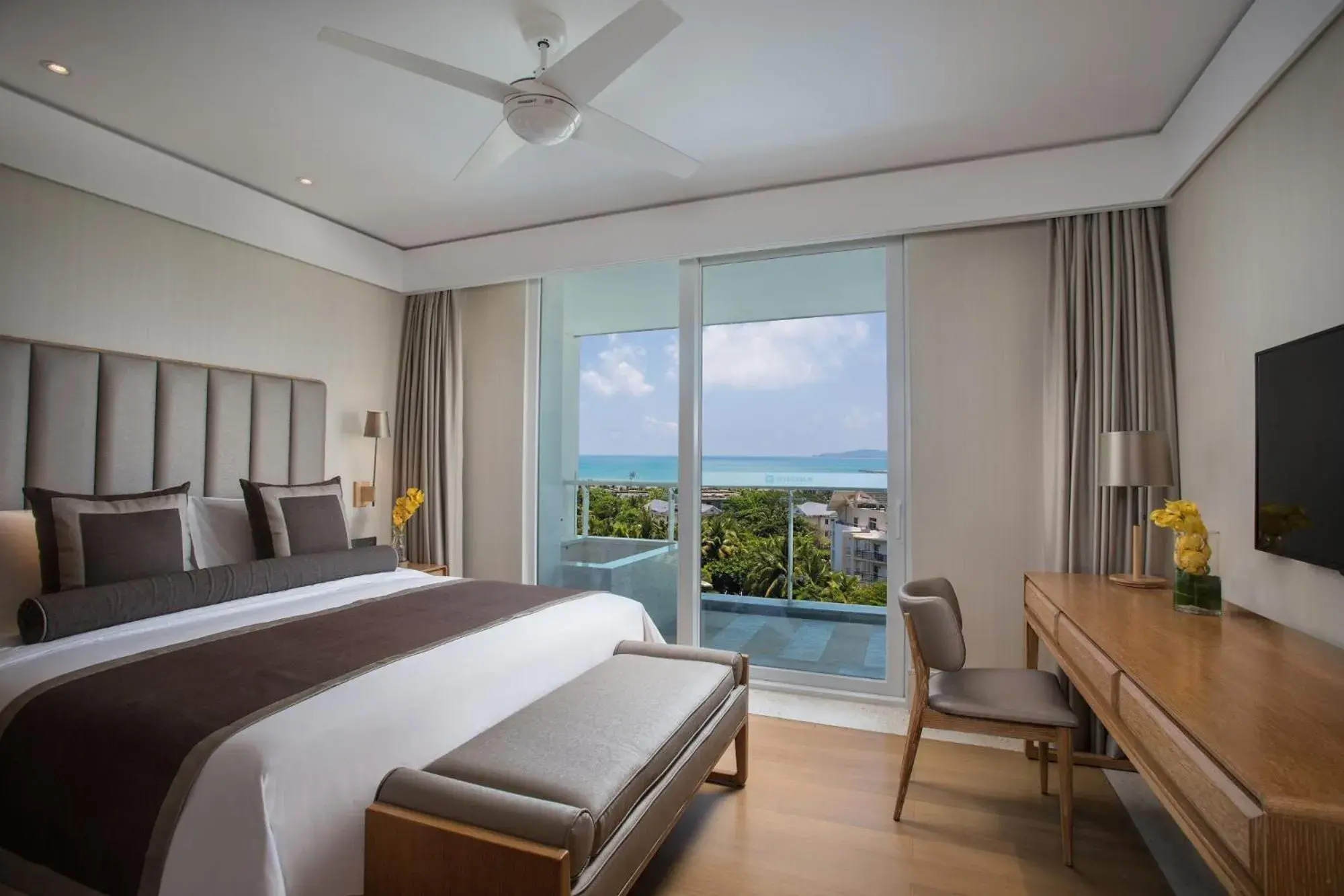 Deluxe Suite with Ocean View with Two Bed room in Wyndham Sanya Bay Deluxe Suite with Ocean View with Two Bed room in Wyndham Sanya Bay