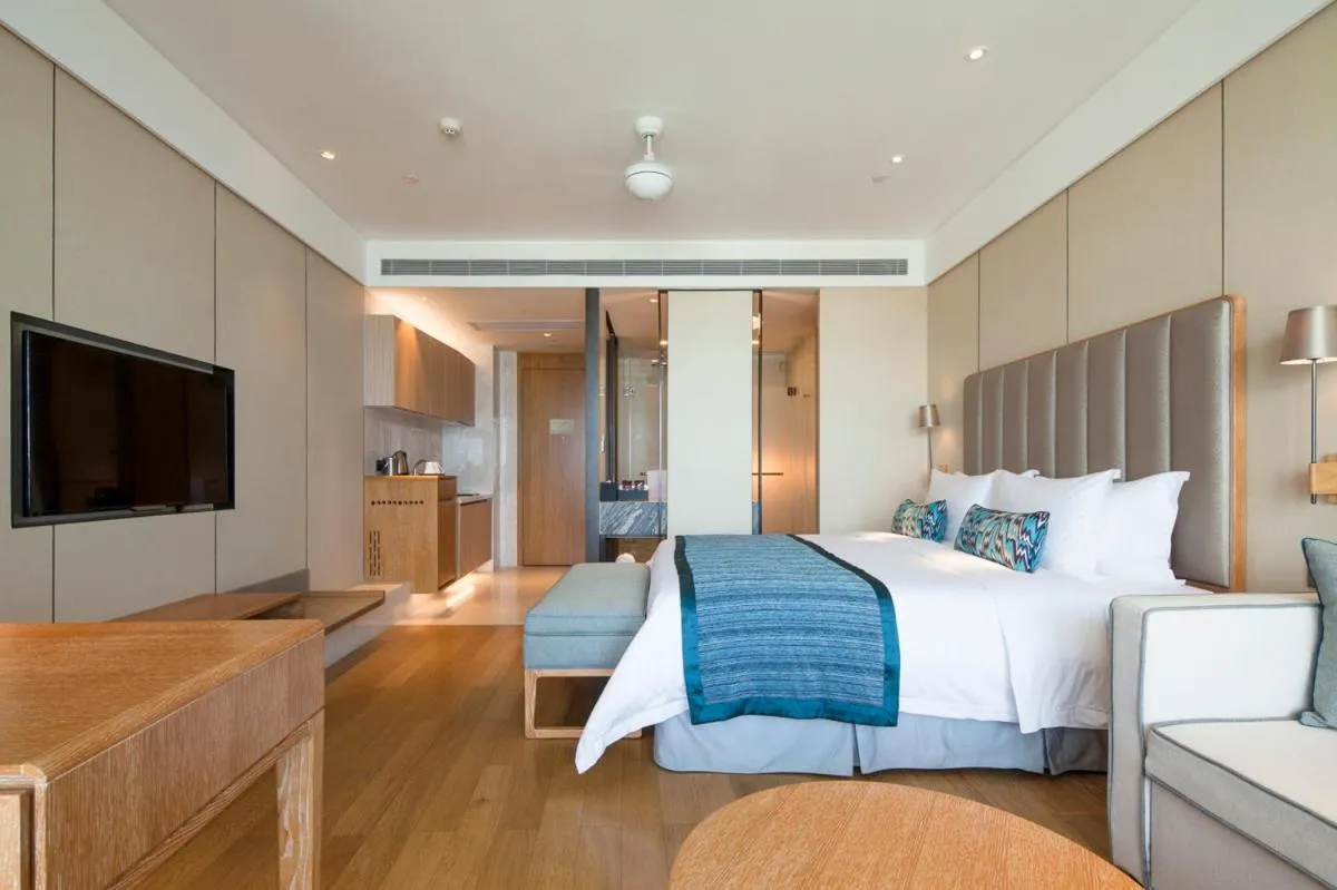 Bed in Wyndham Sanya Bay