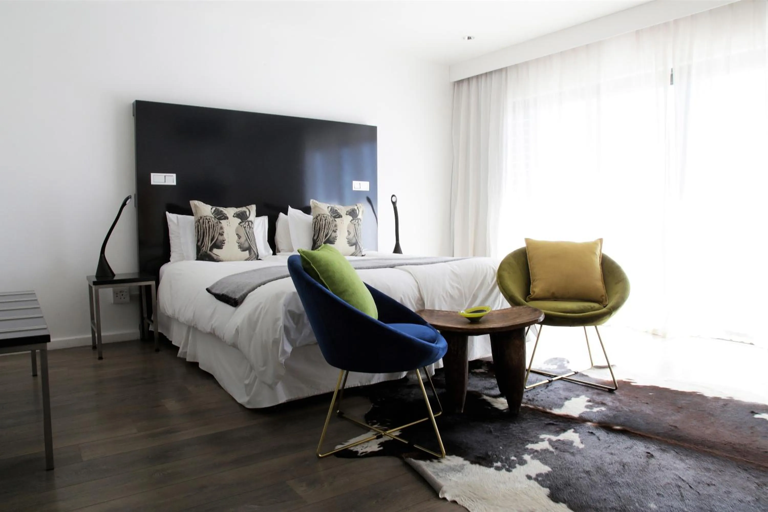 Bed in DysArt Boutique Hotel - Solar Power