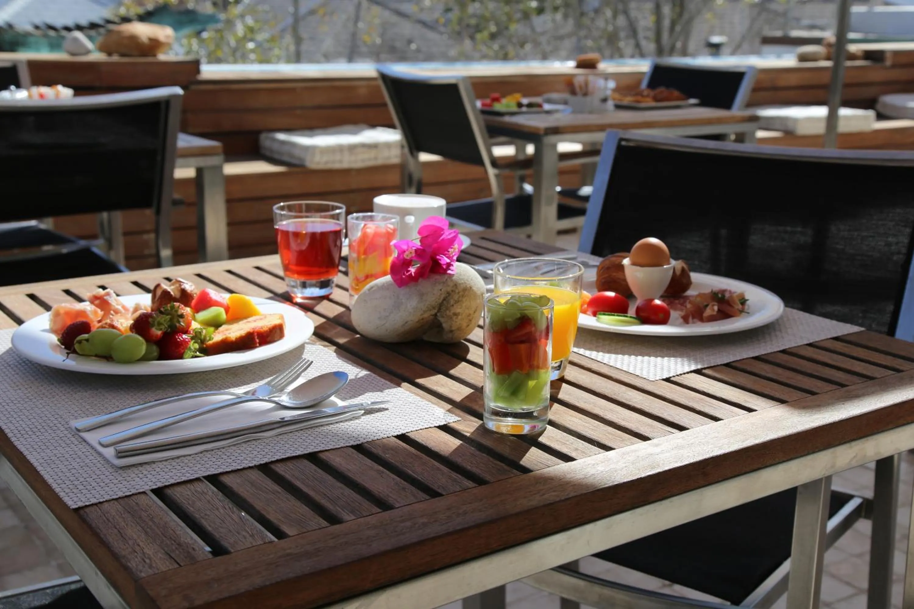 Breakfast in DysArt Boutique Hotel - Solar Power