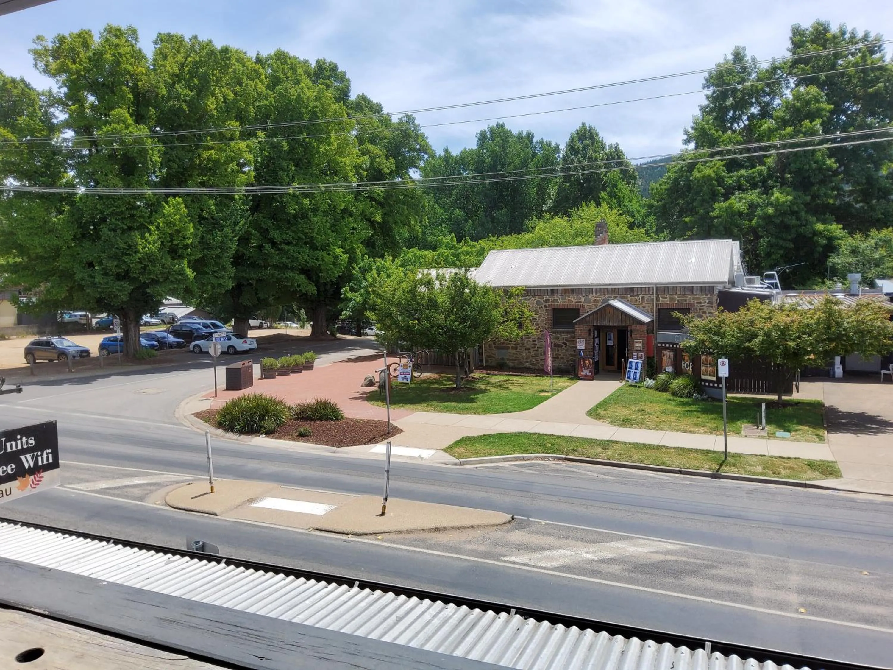 Street view in Coach House Inn