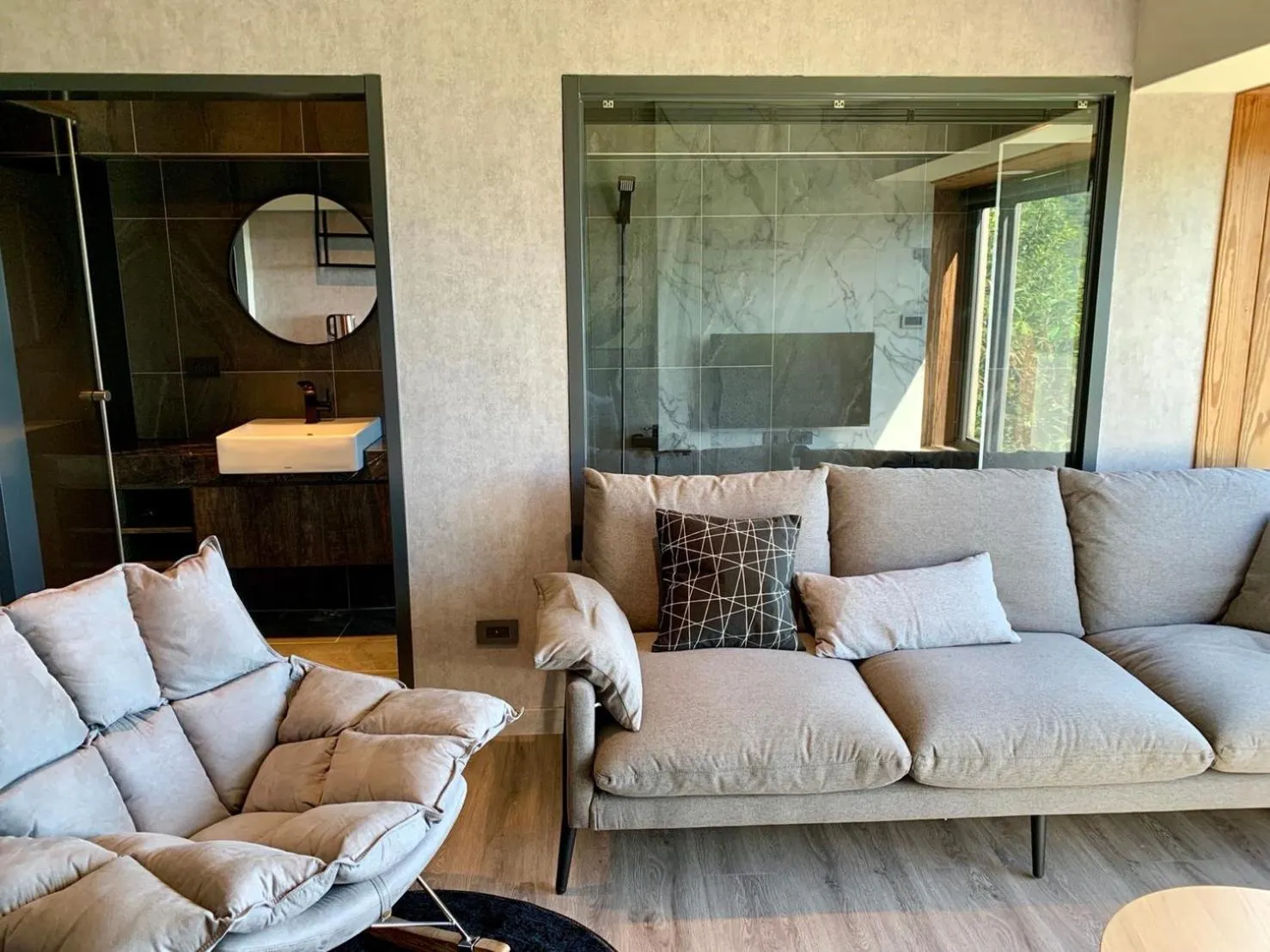 Living room in Something Easy Inn