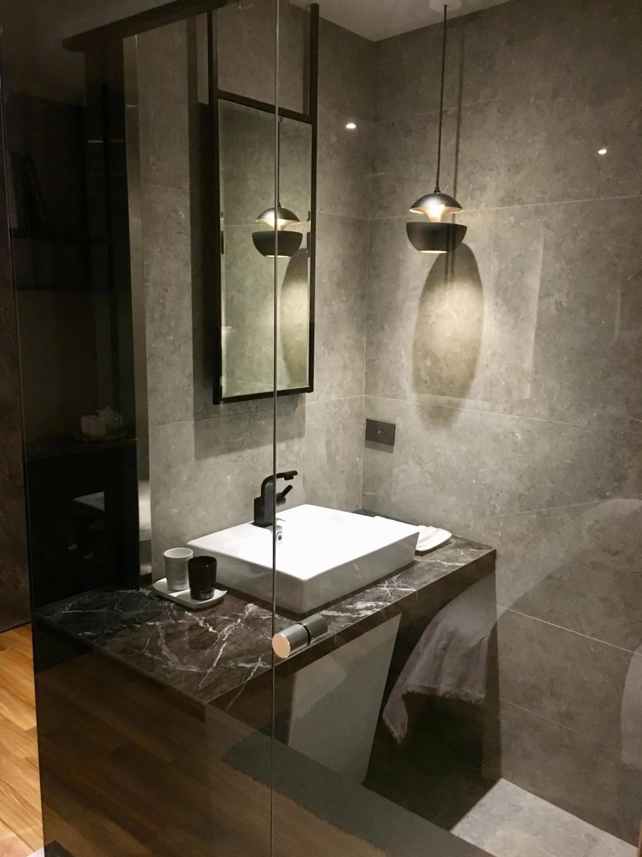 Toilet in Something Easy Inn