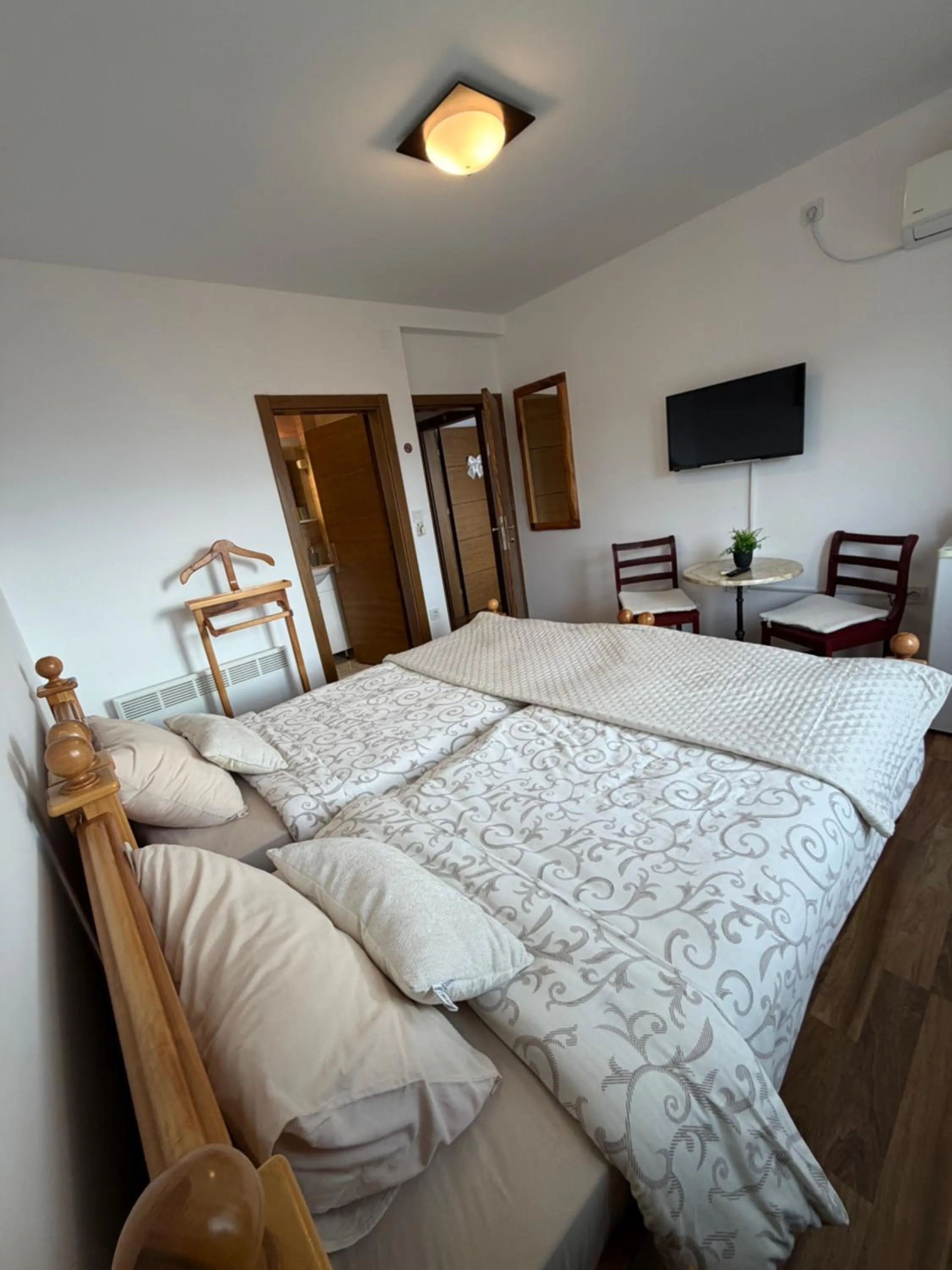 Bed in Villa Srma OHRİD
