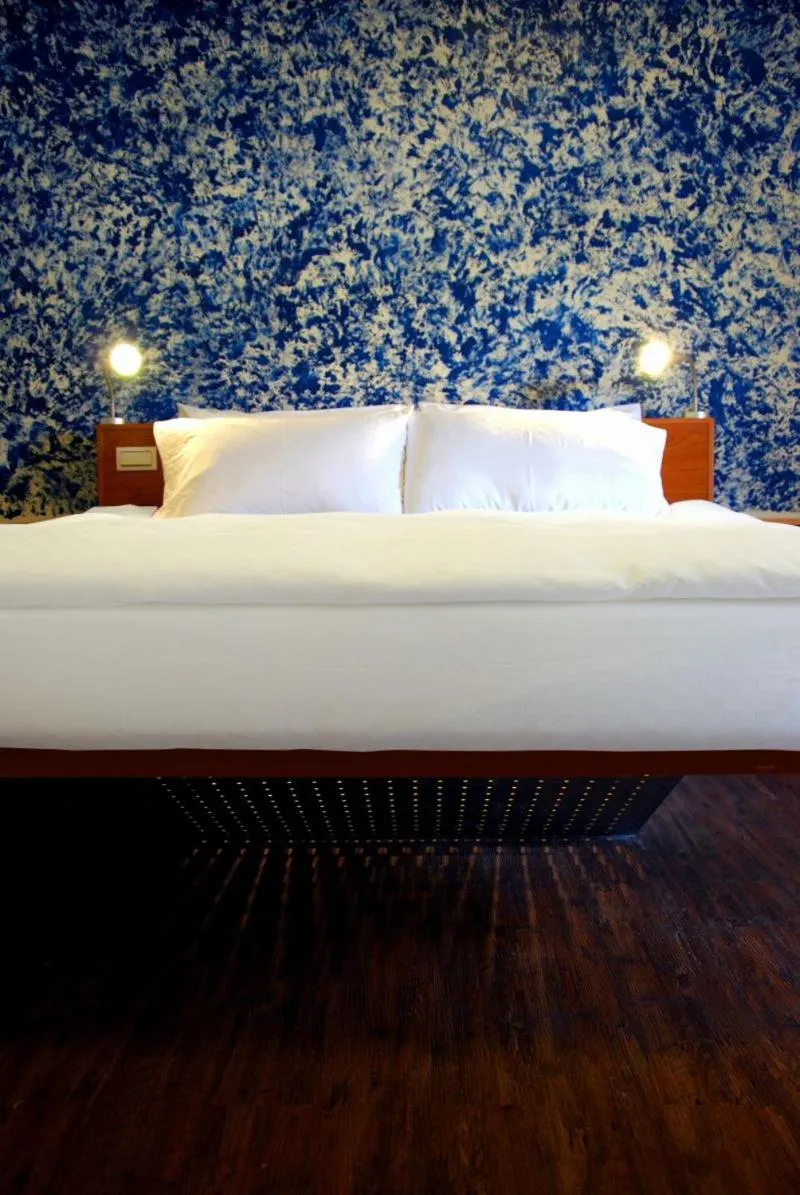 Bed in Howcome spots homestay