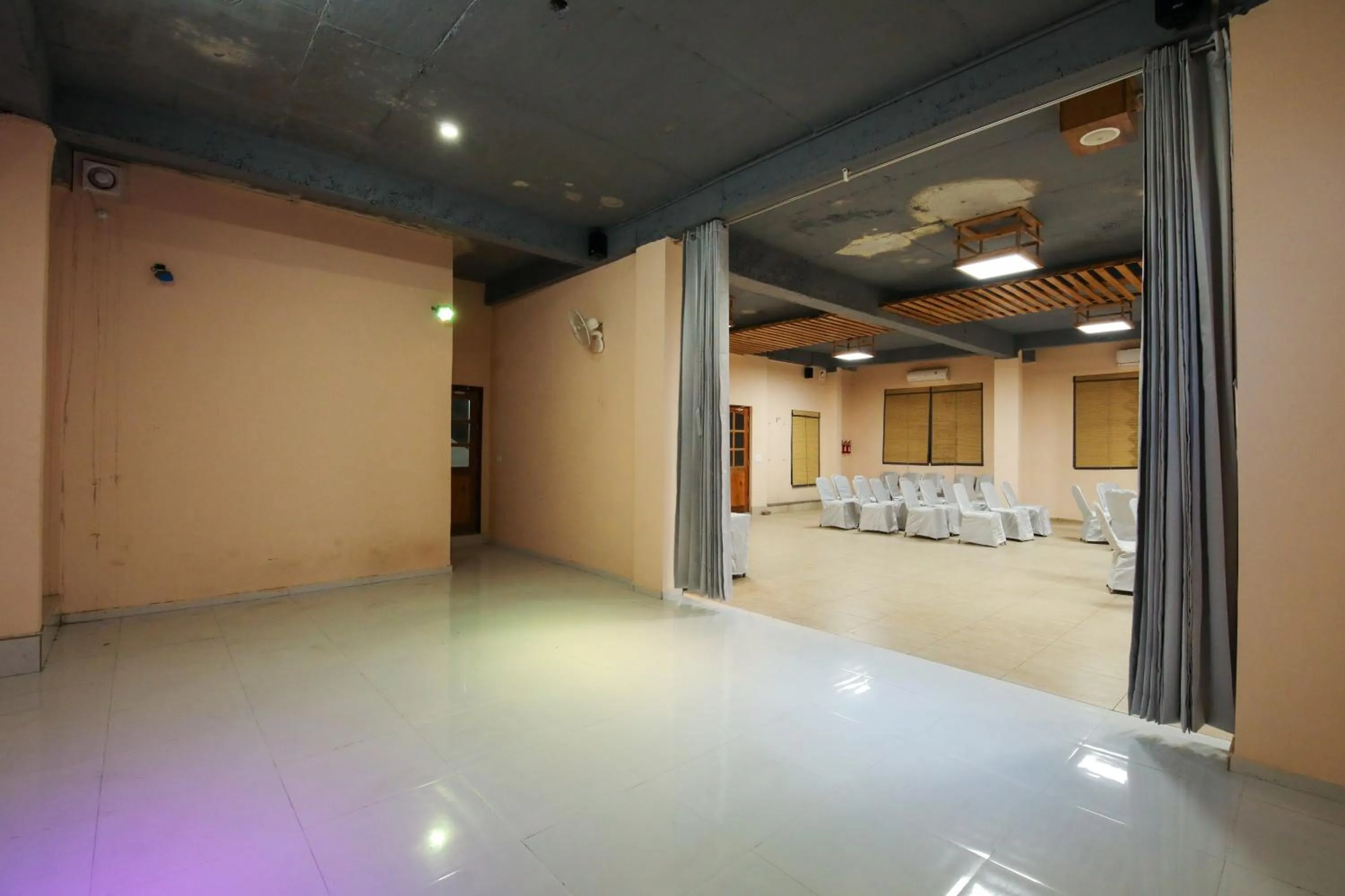 Coffee/tea facilities in LaTigre Resort