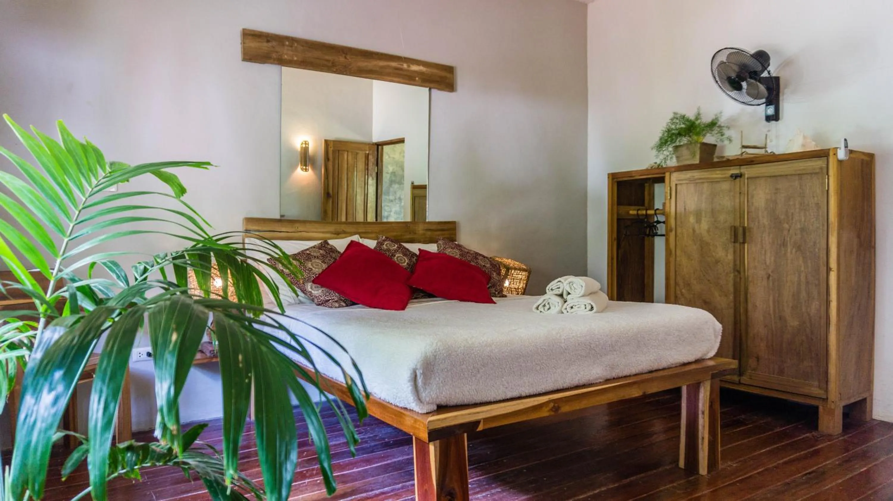 Bed in Happiness Boutique Resort El Nido
