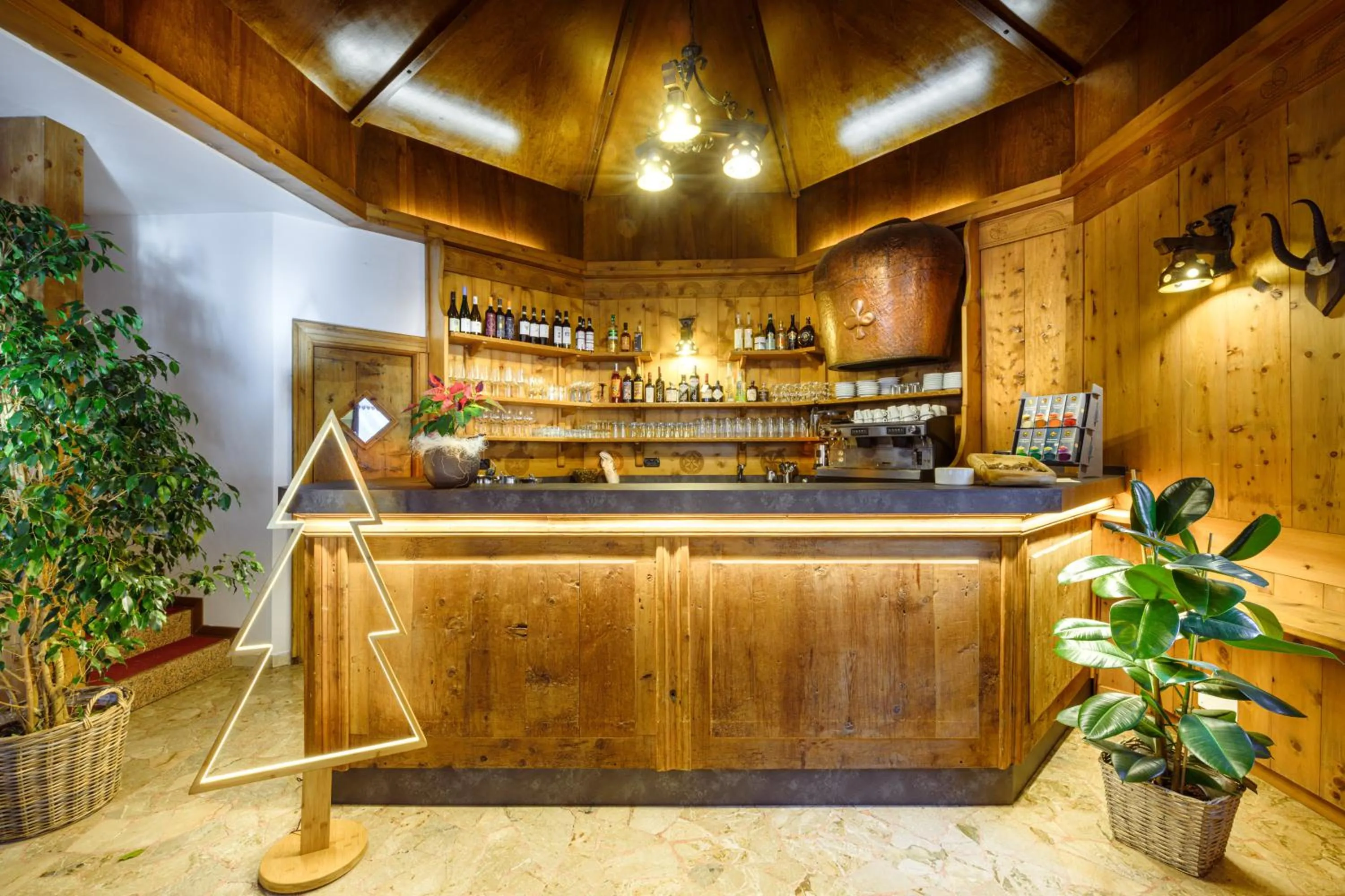 Lounge or bar in Hotel Ambassador Bormio