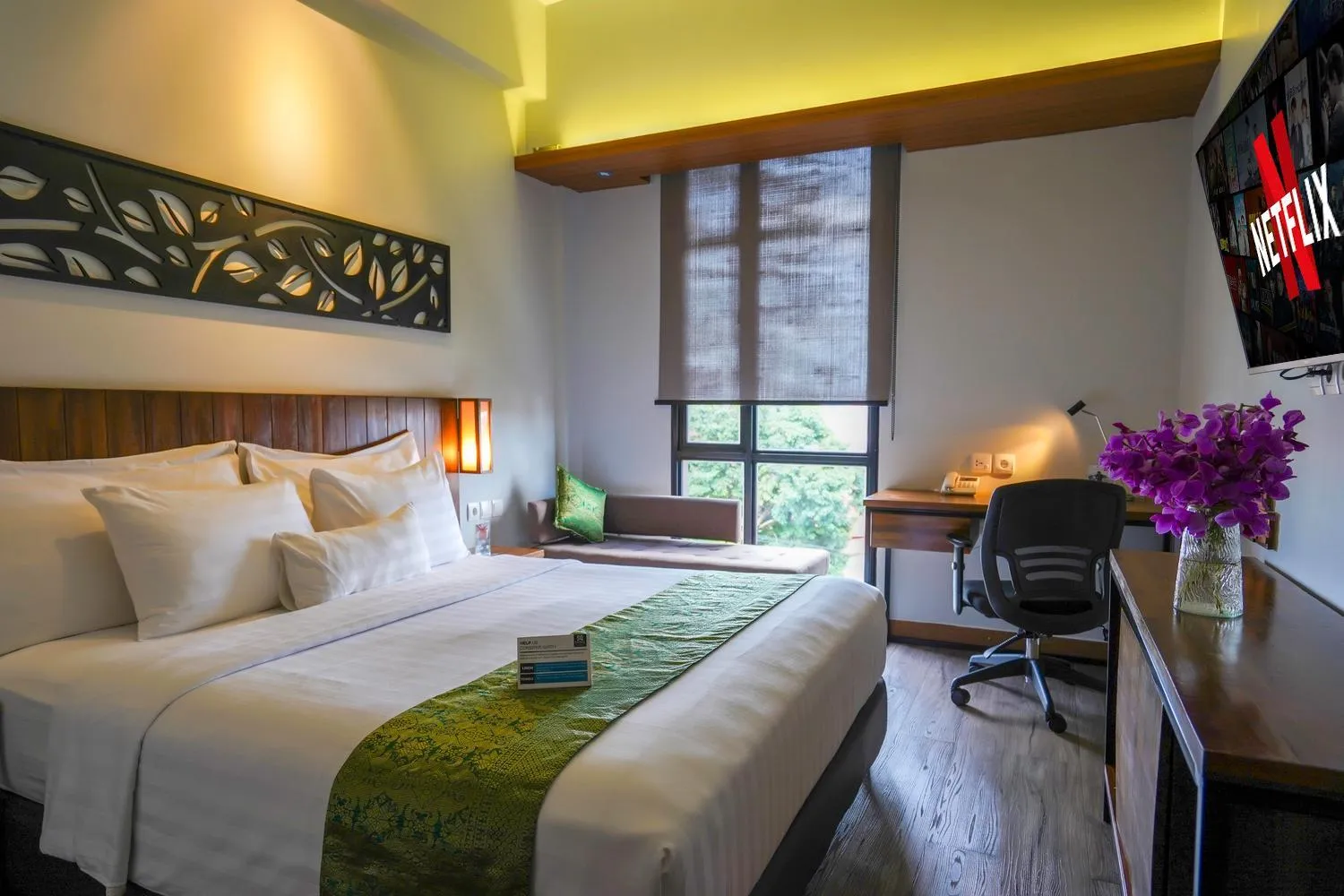 Bedroom, Bed in BATIQA Hotel Palembang