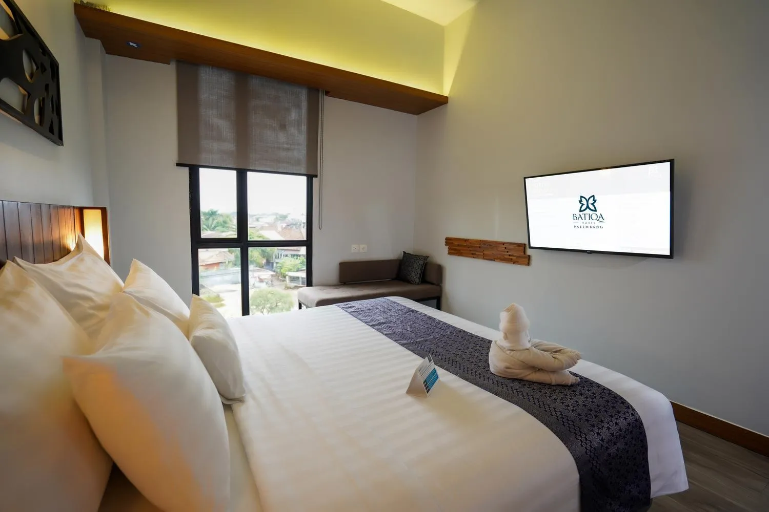 Bedroom, Bed in BATIQA Hotel Palembang