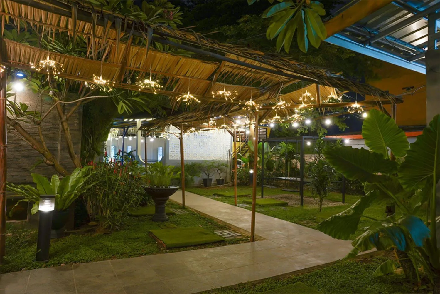 Night in BATIQA Hotel Palembang