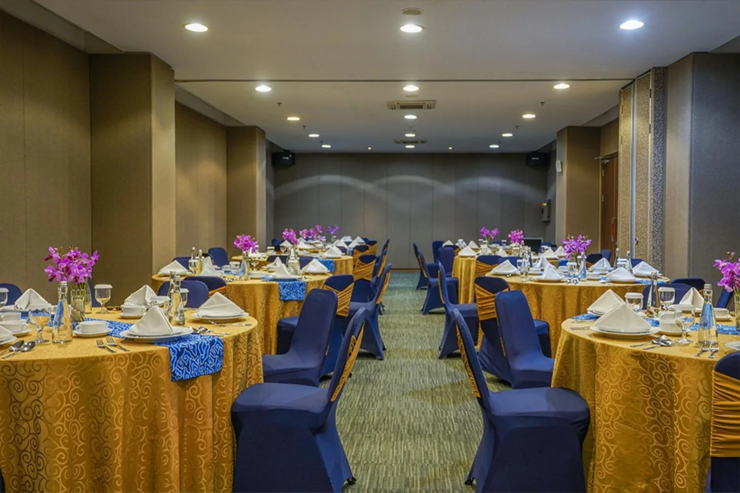 Living room in BATIQA Hotel Palembang