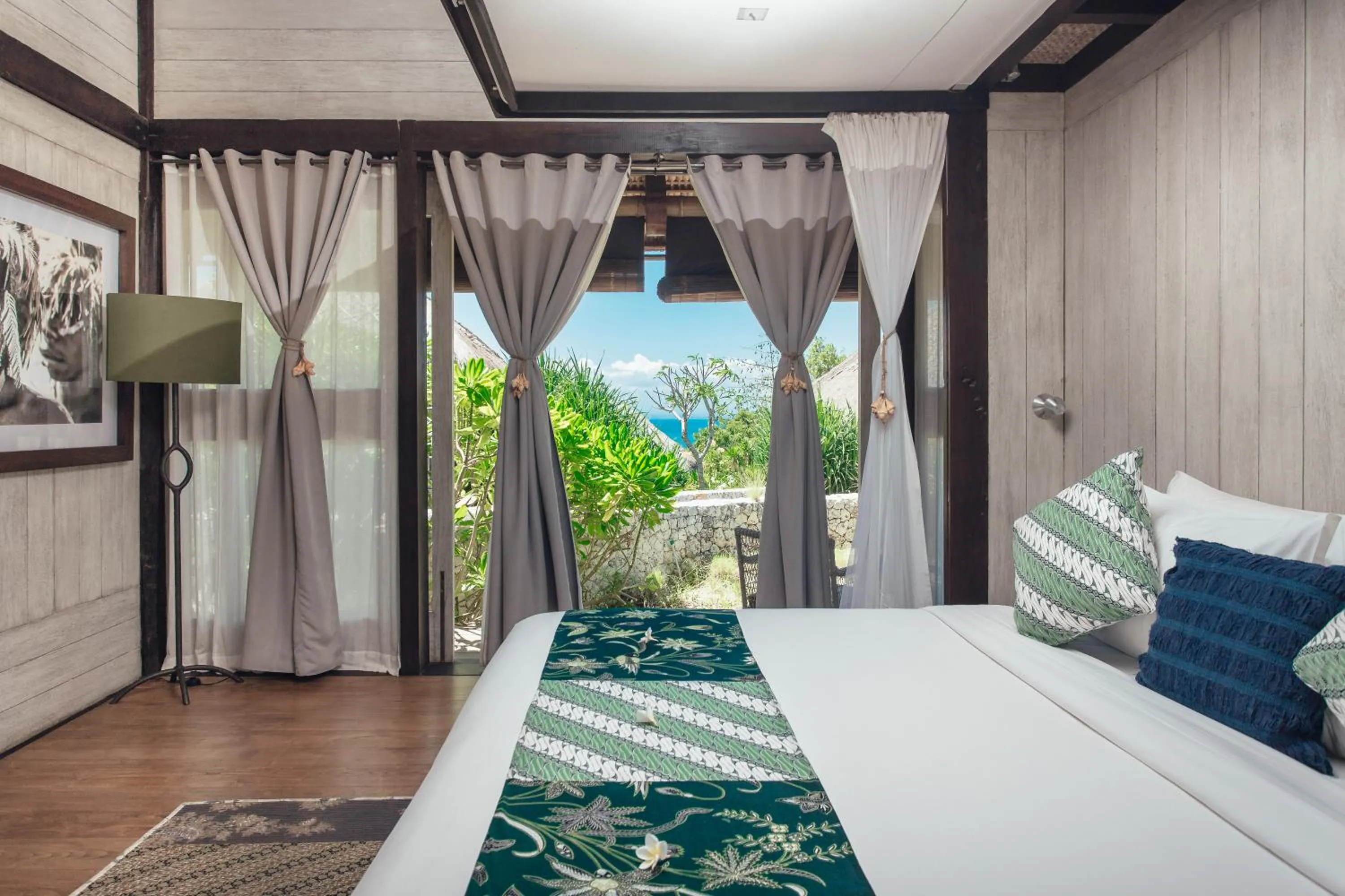 Bedroom, Bed in Suarga Padang Padang