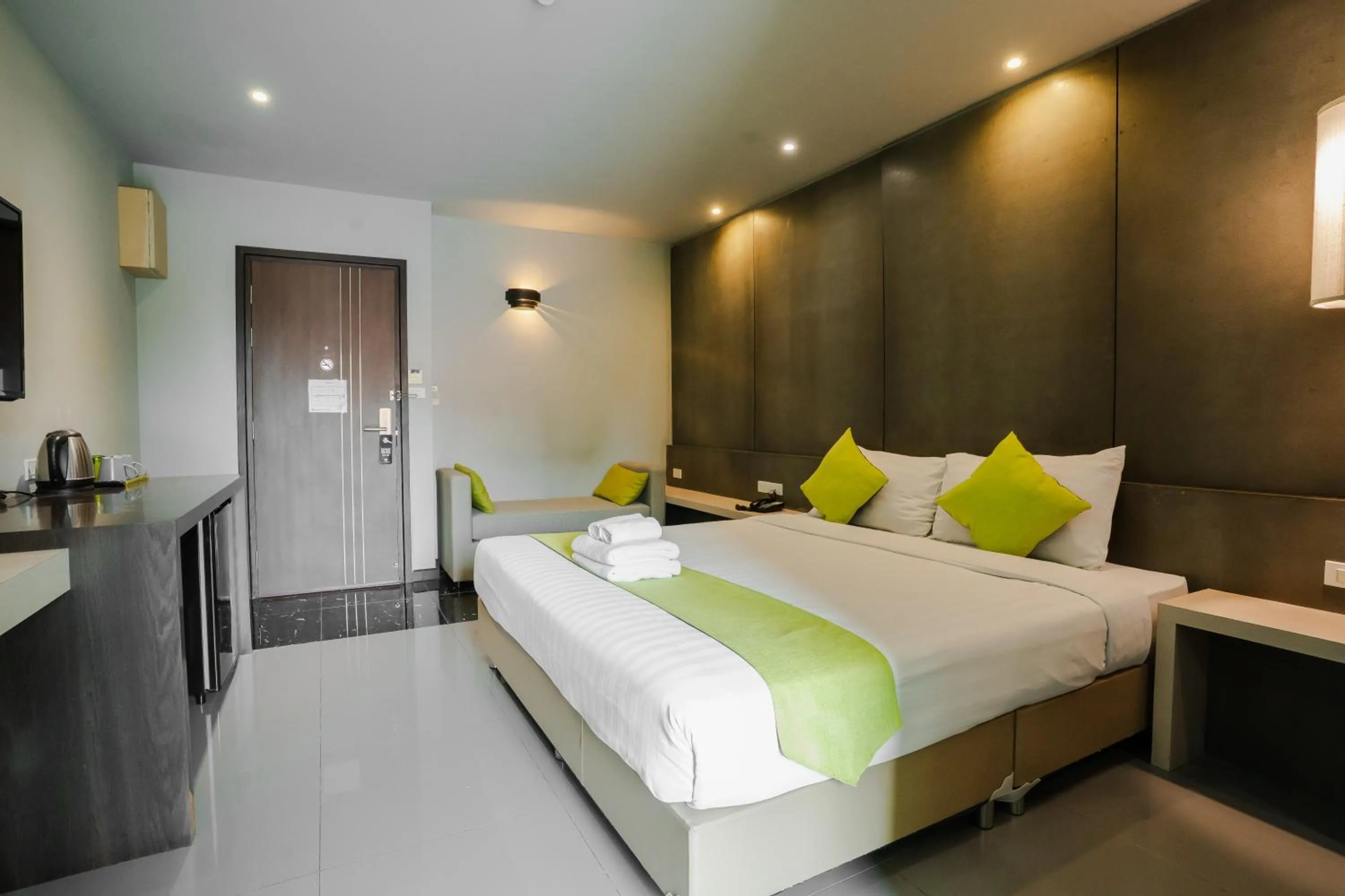 Bed in 3Season Hotel