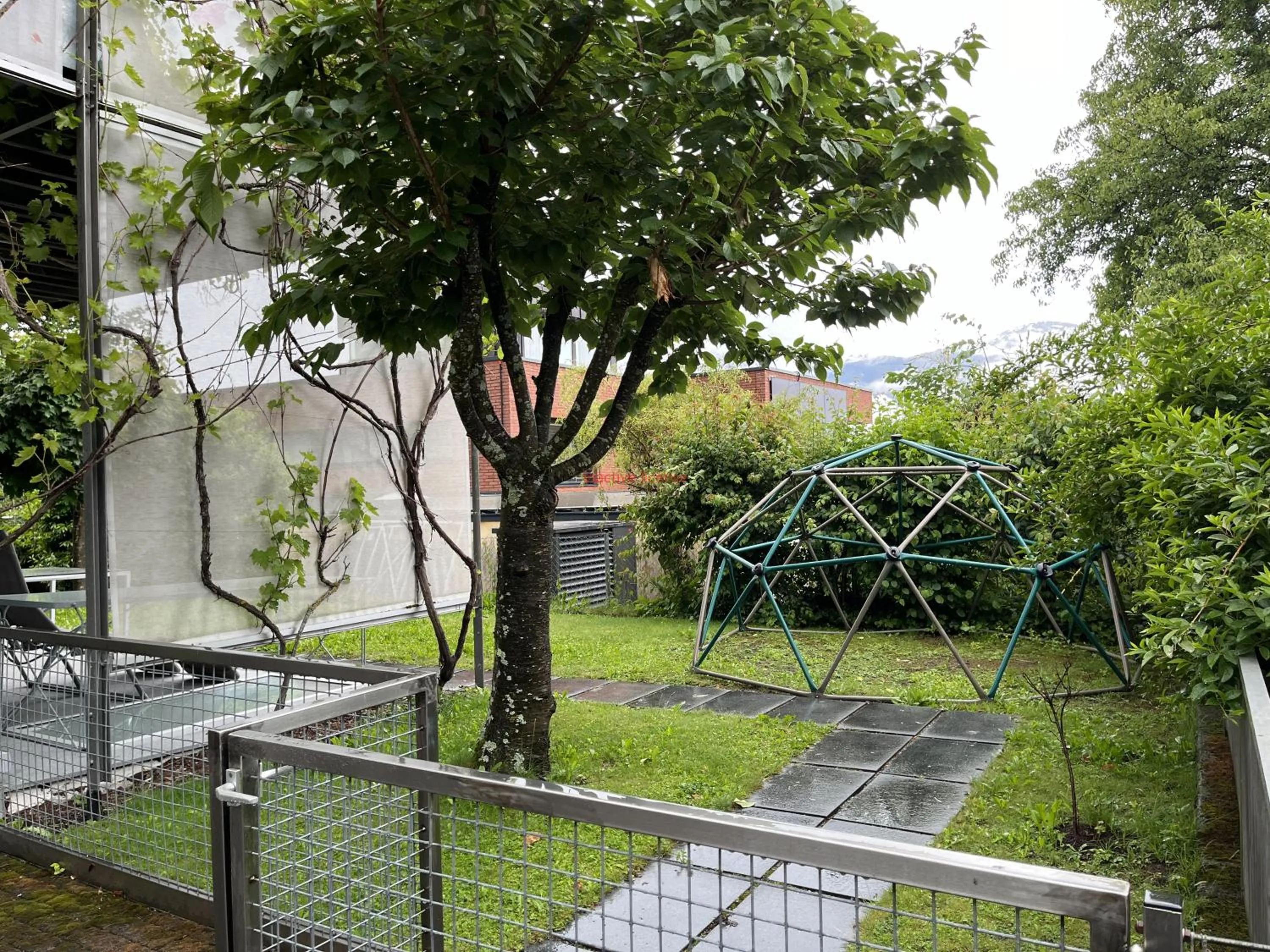 Garden in Holidayhome Elza