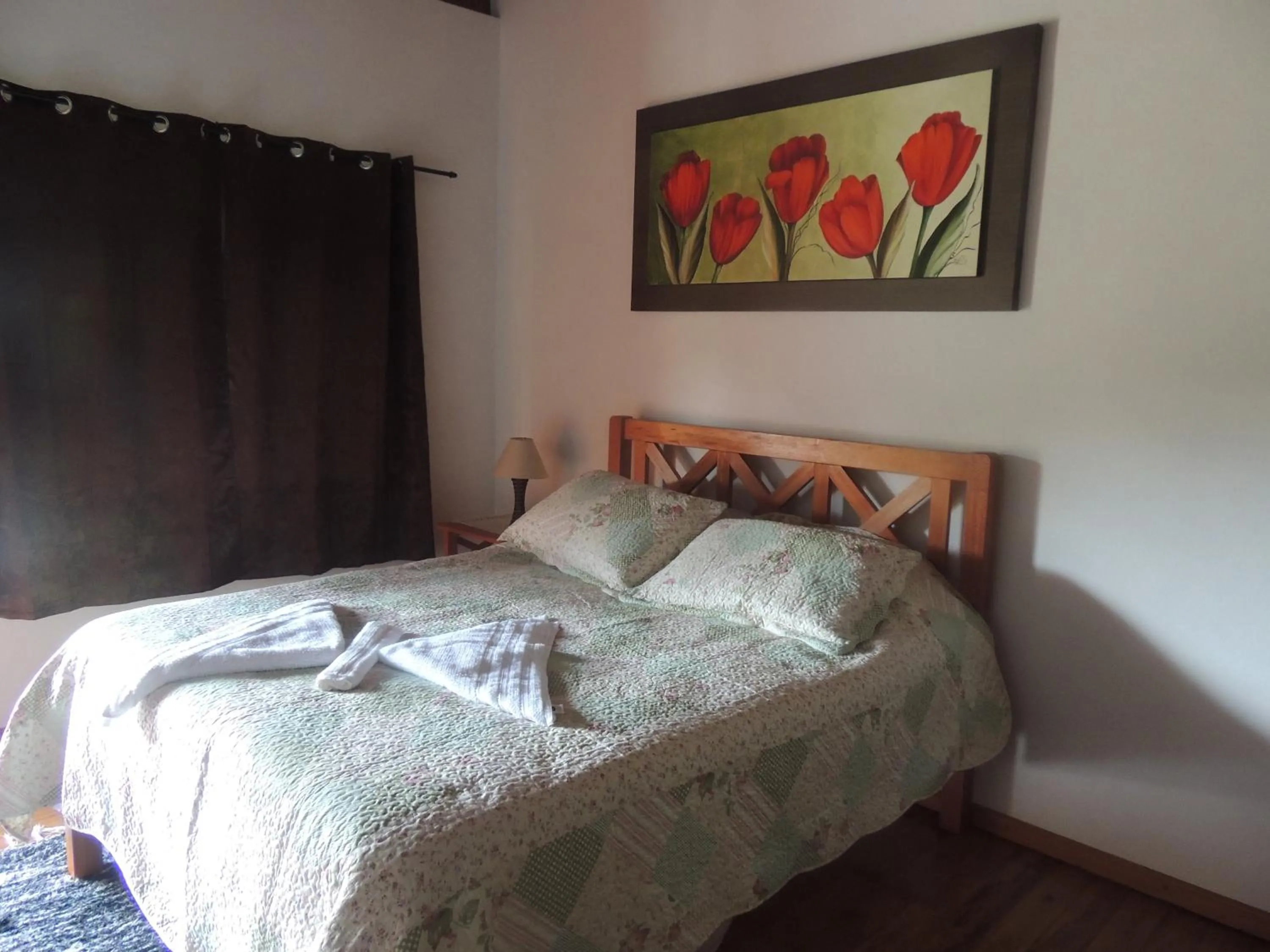 Property building, Bed in Pousada Antigo Caminho Do Ouro