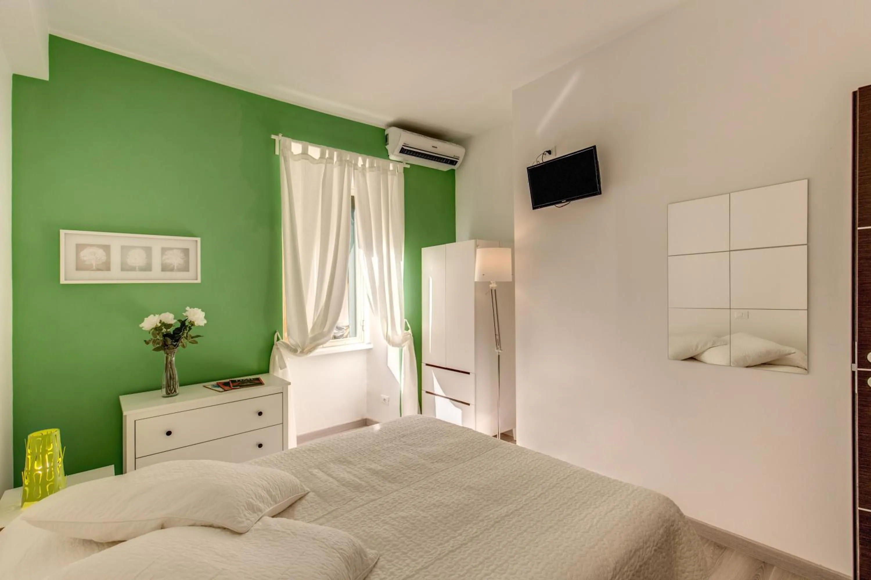 Bed in M&L Apartment - Caracalla Holiday
